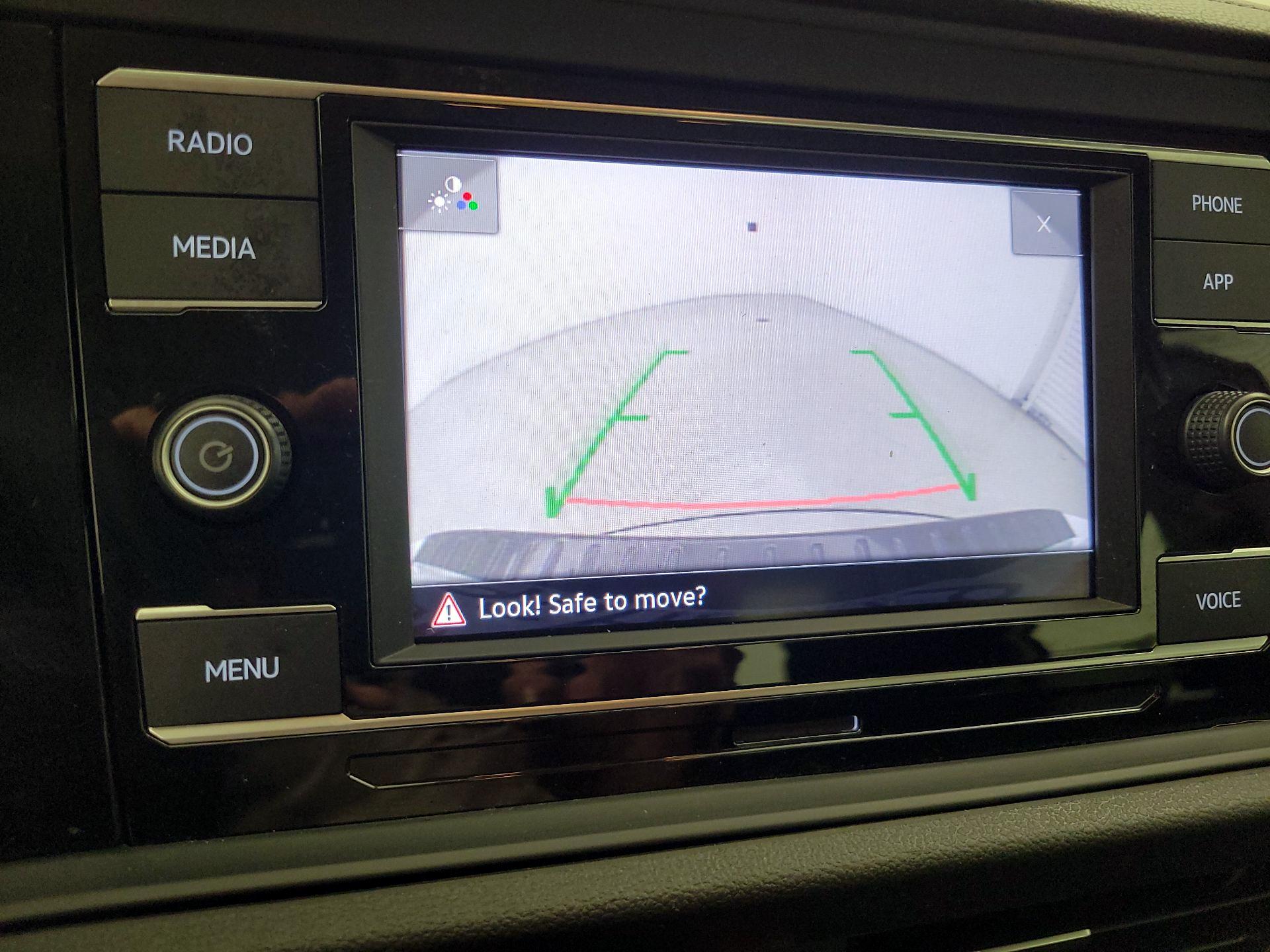 Thumbnail: 2023 Volkswagen Jetta - 14