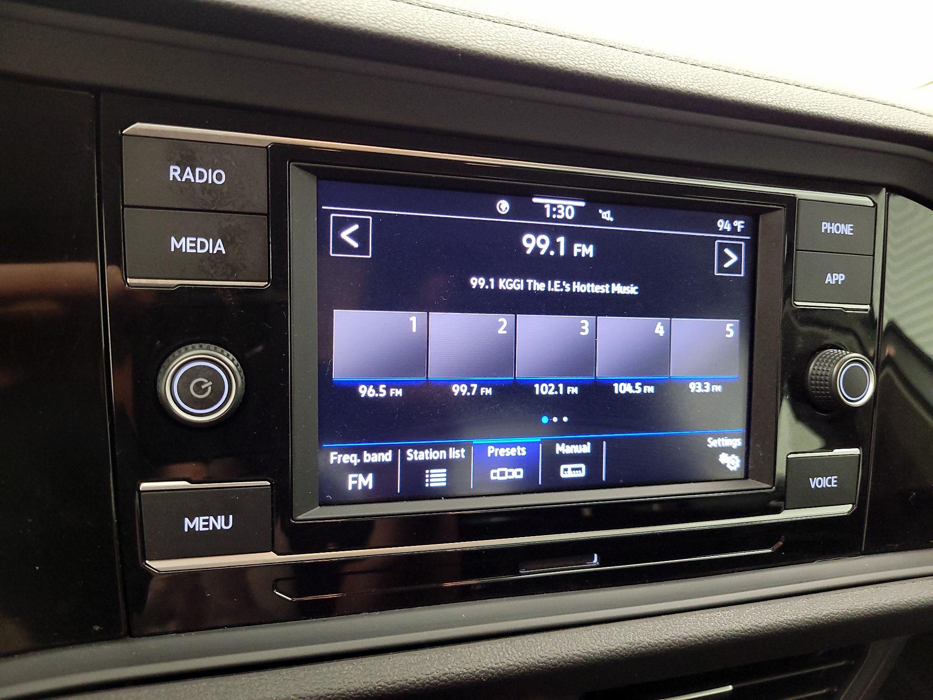 Thumbnail: 2023 Volkswagen Jetta - 15