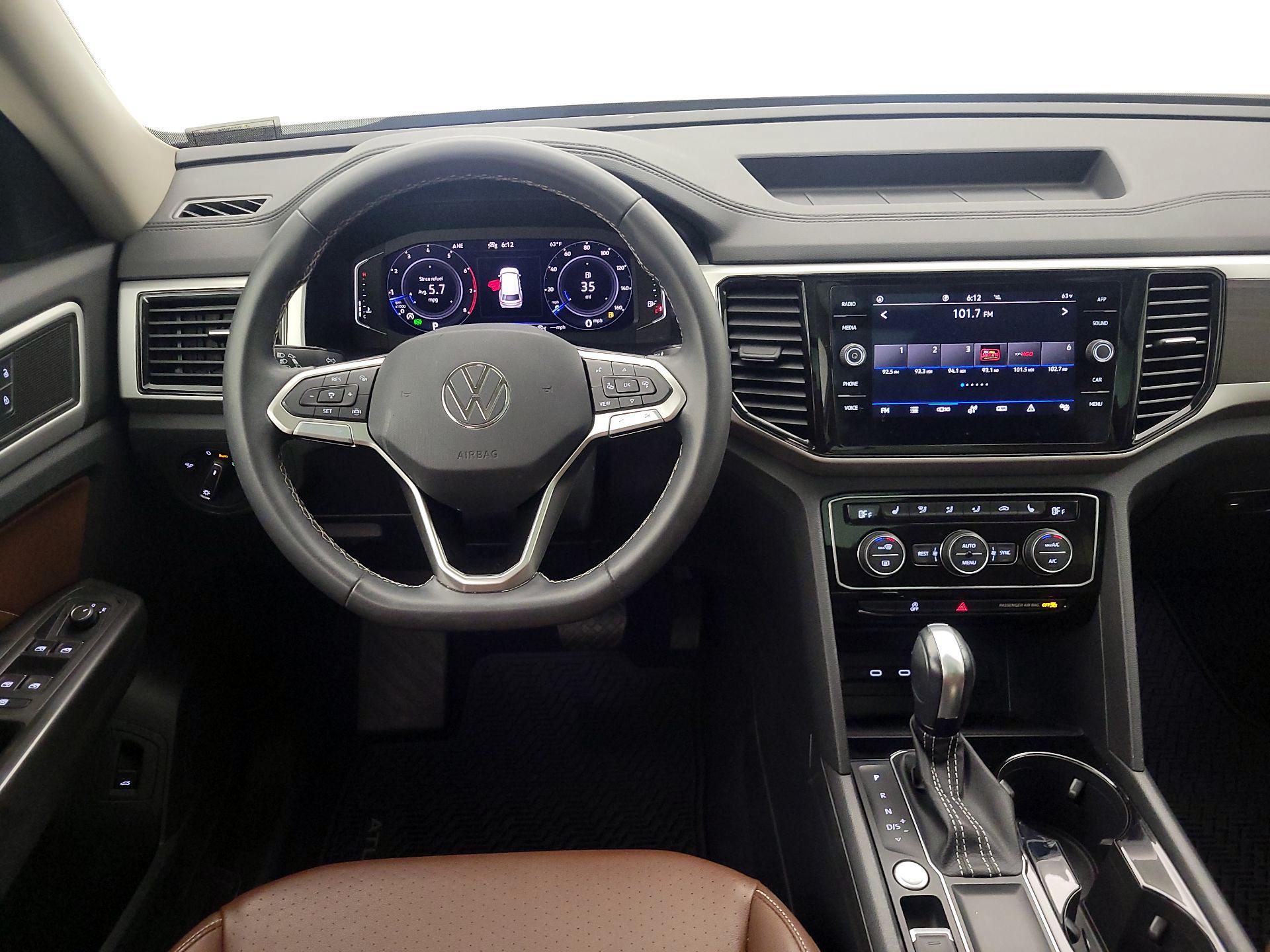 Thumbnail: 2023 Volkswagen Atlas - 10