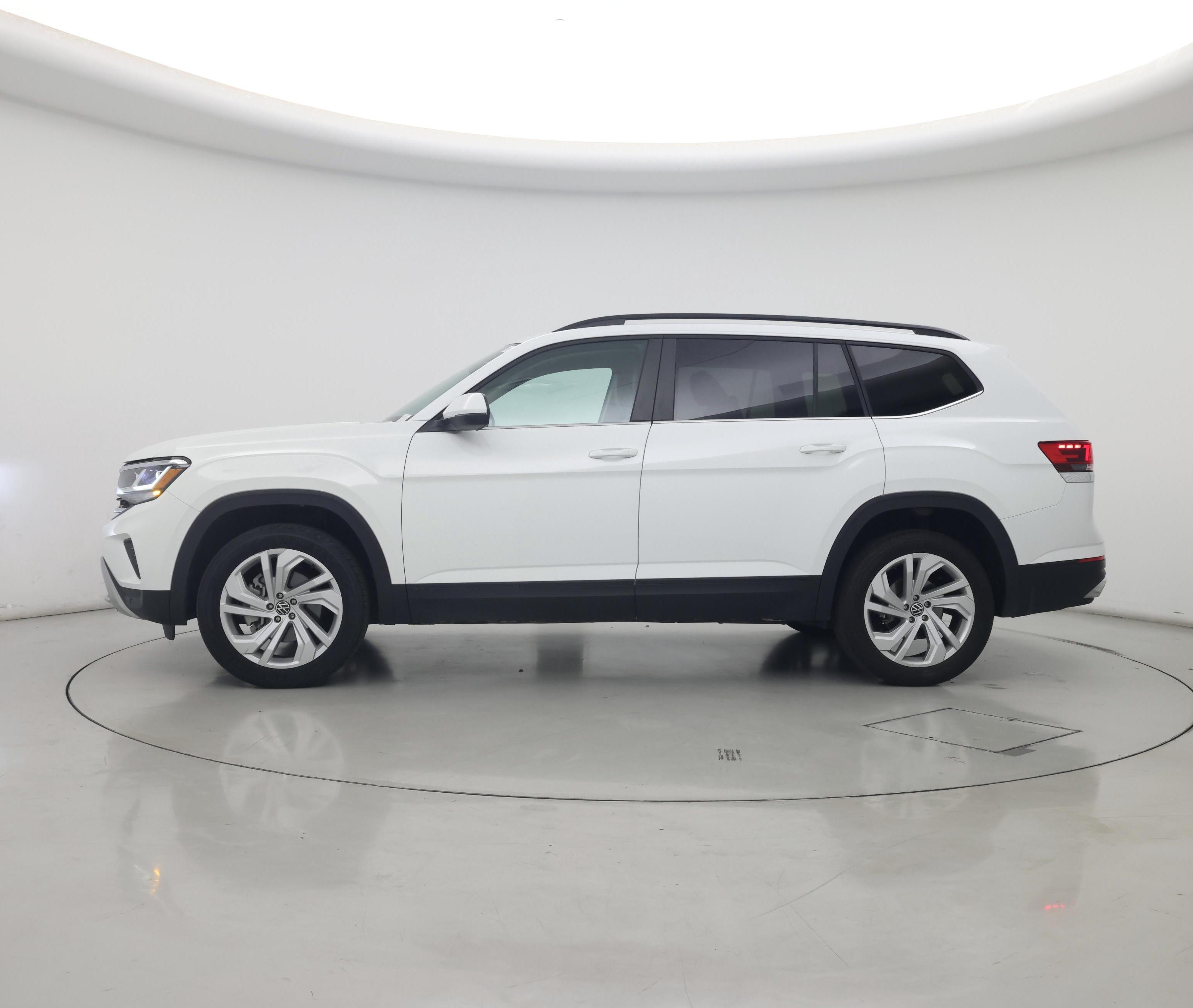 Thumbnail: 2023 Volkswagen Atlas - 3