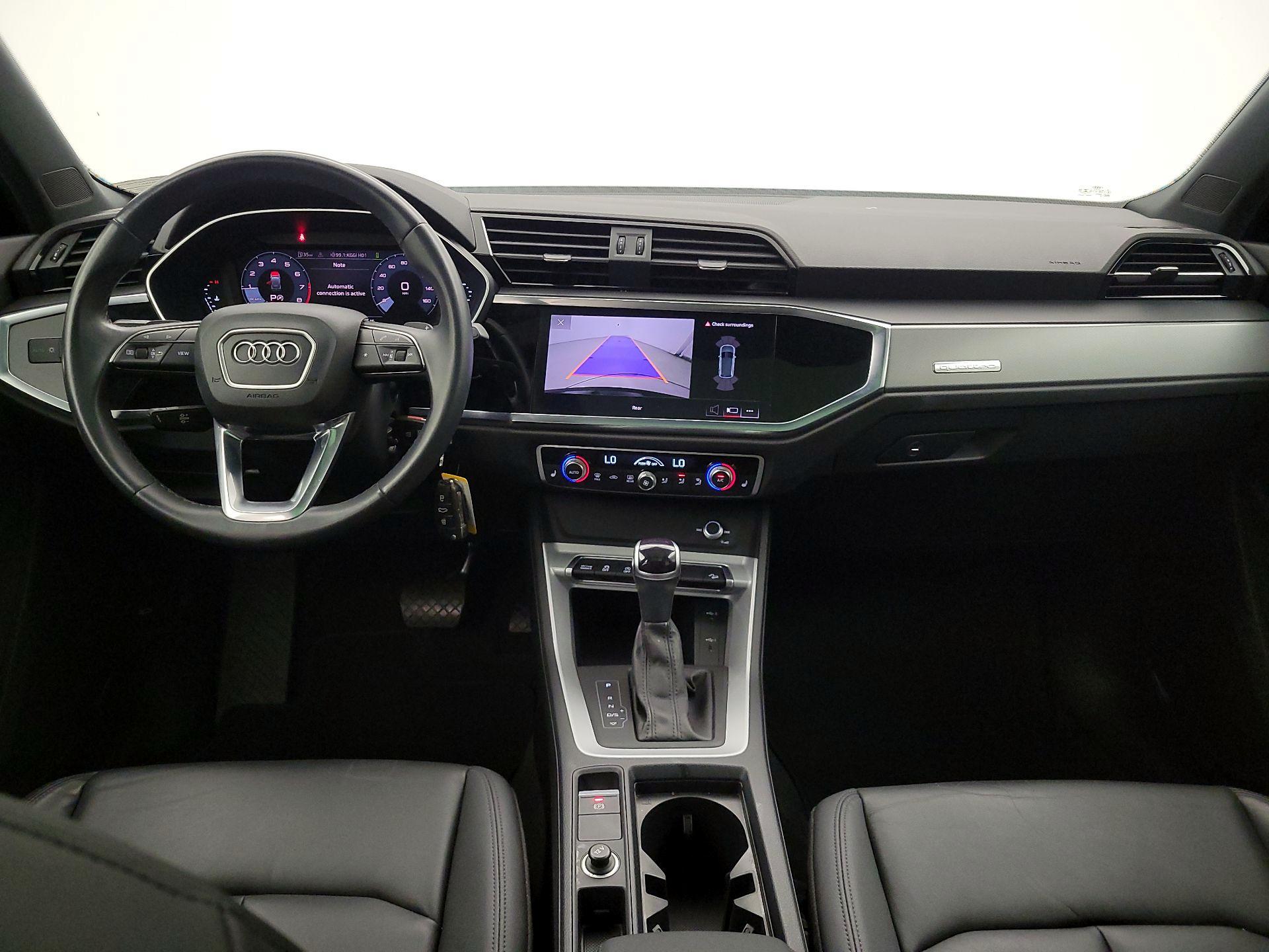 Thumbnail: 2023 Audi Q3 - 9