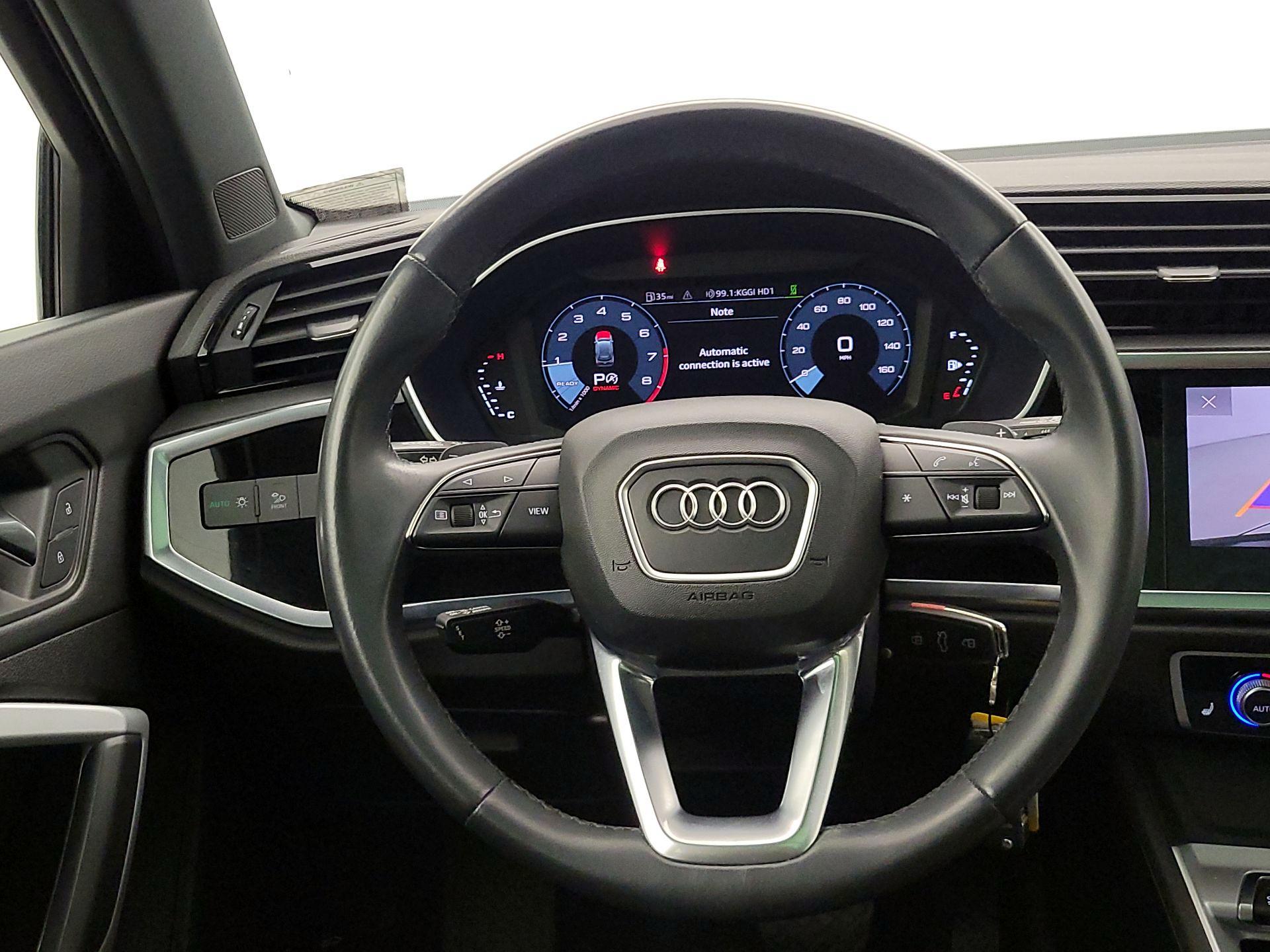 Thumbnail: 2023 Audi Q3 - 10