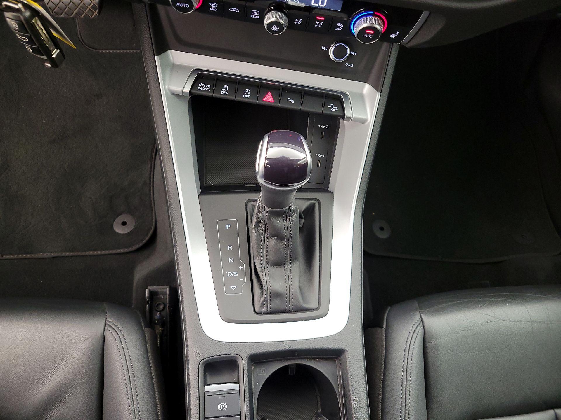 Thumbnail: 2023 Audi Q3 - 17