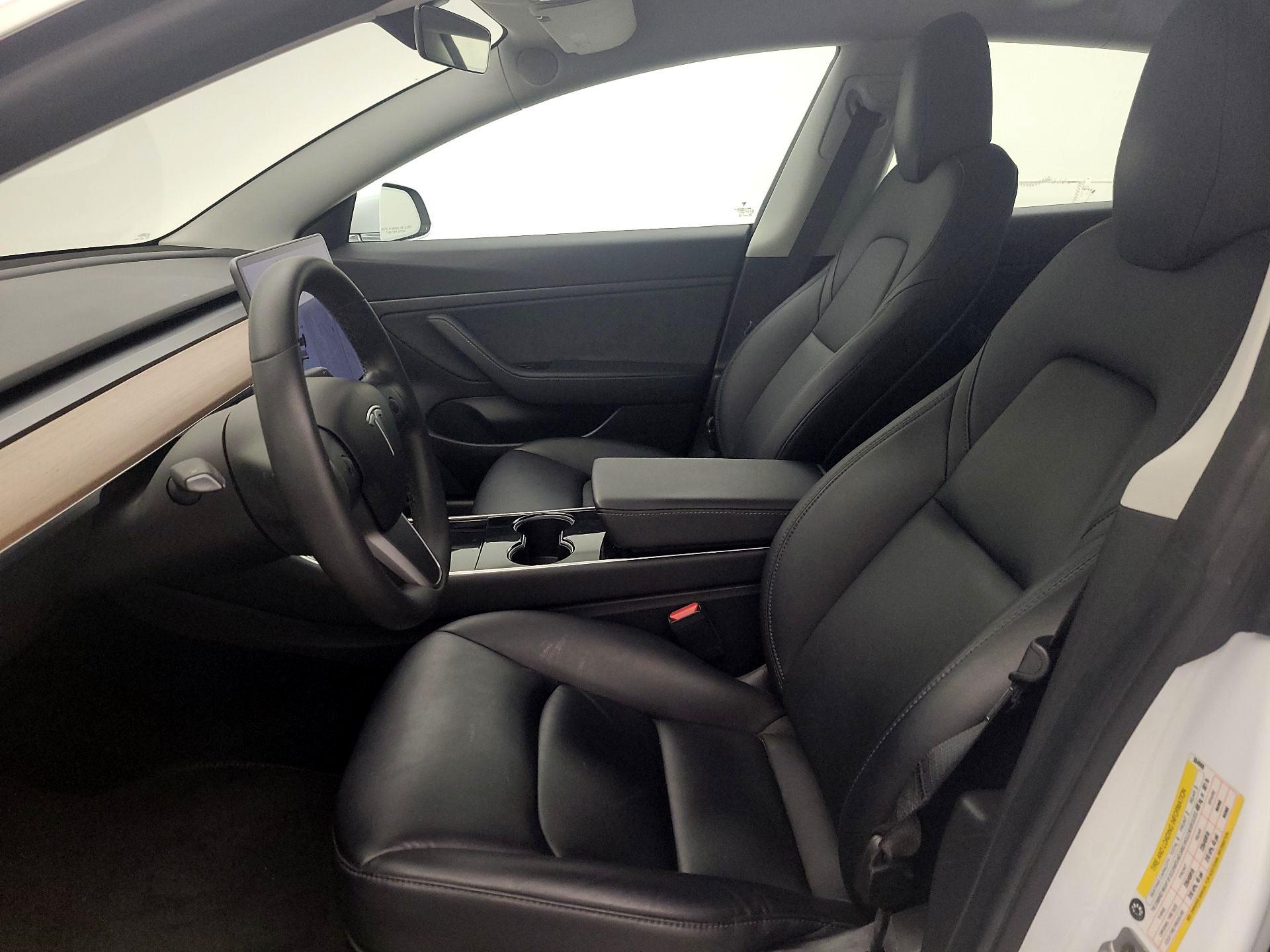 Thumbnail: 2020 Tesla Model 3 - 11