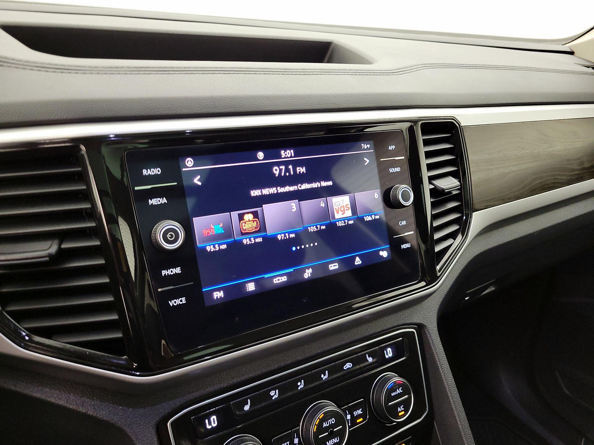 Thumbnail: 2022 Volkswagen Atlas - 15