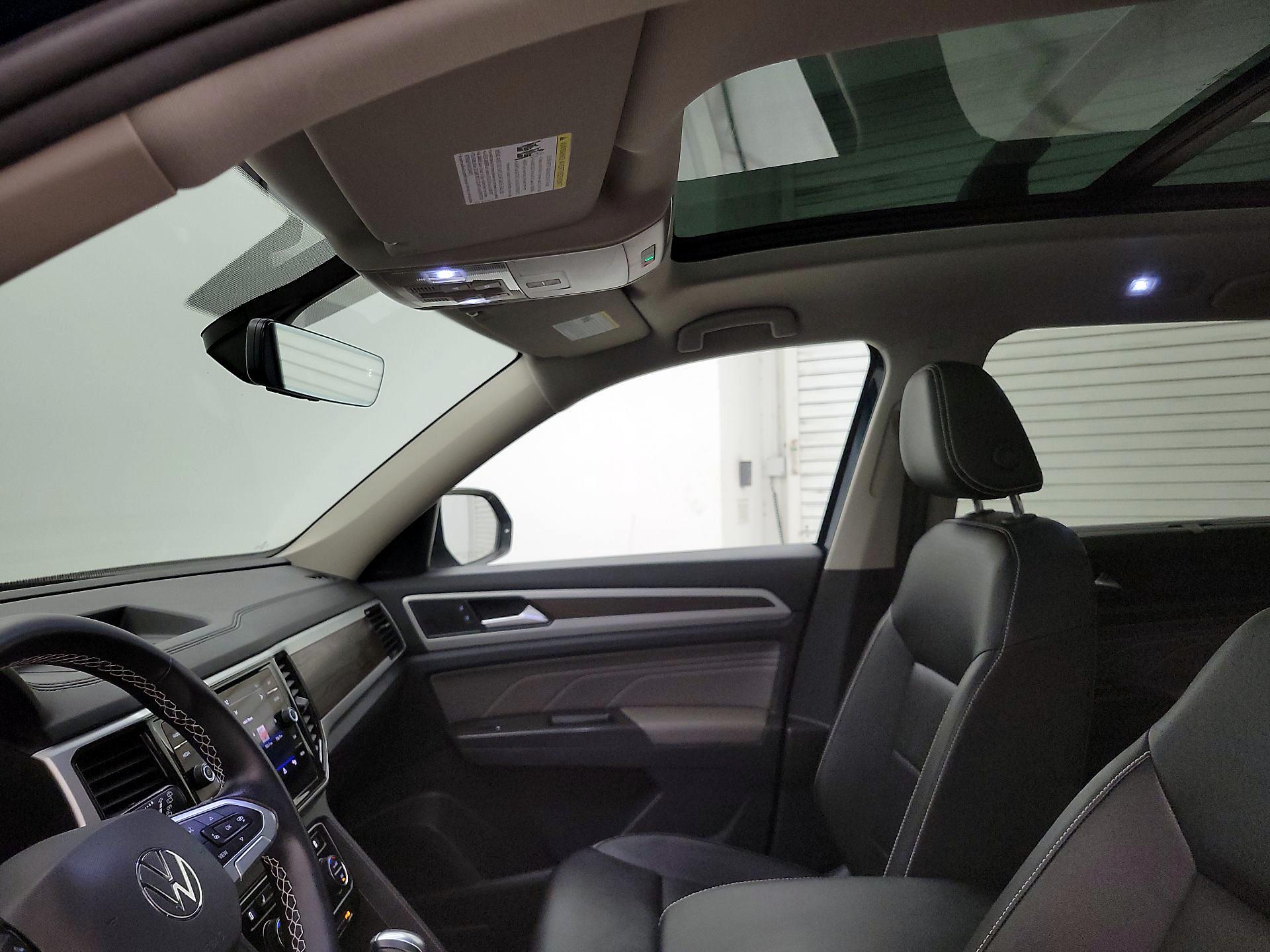 Thumbnail: 2022 Volkswagen Atlas - 19