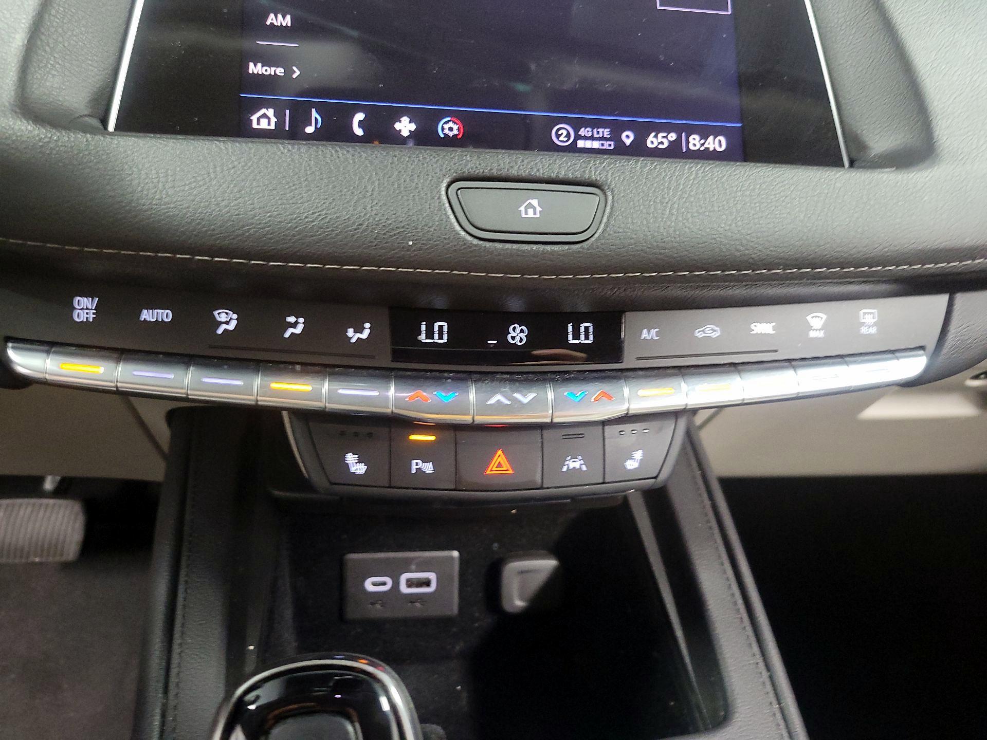 Thumbnail: 2023 Cadillac XT4 - 16