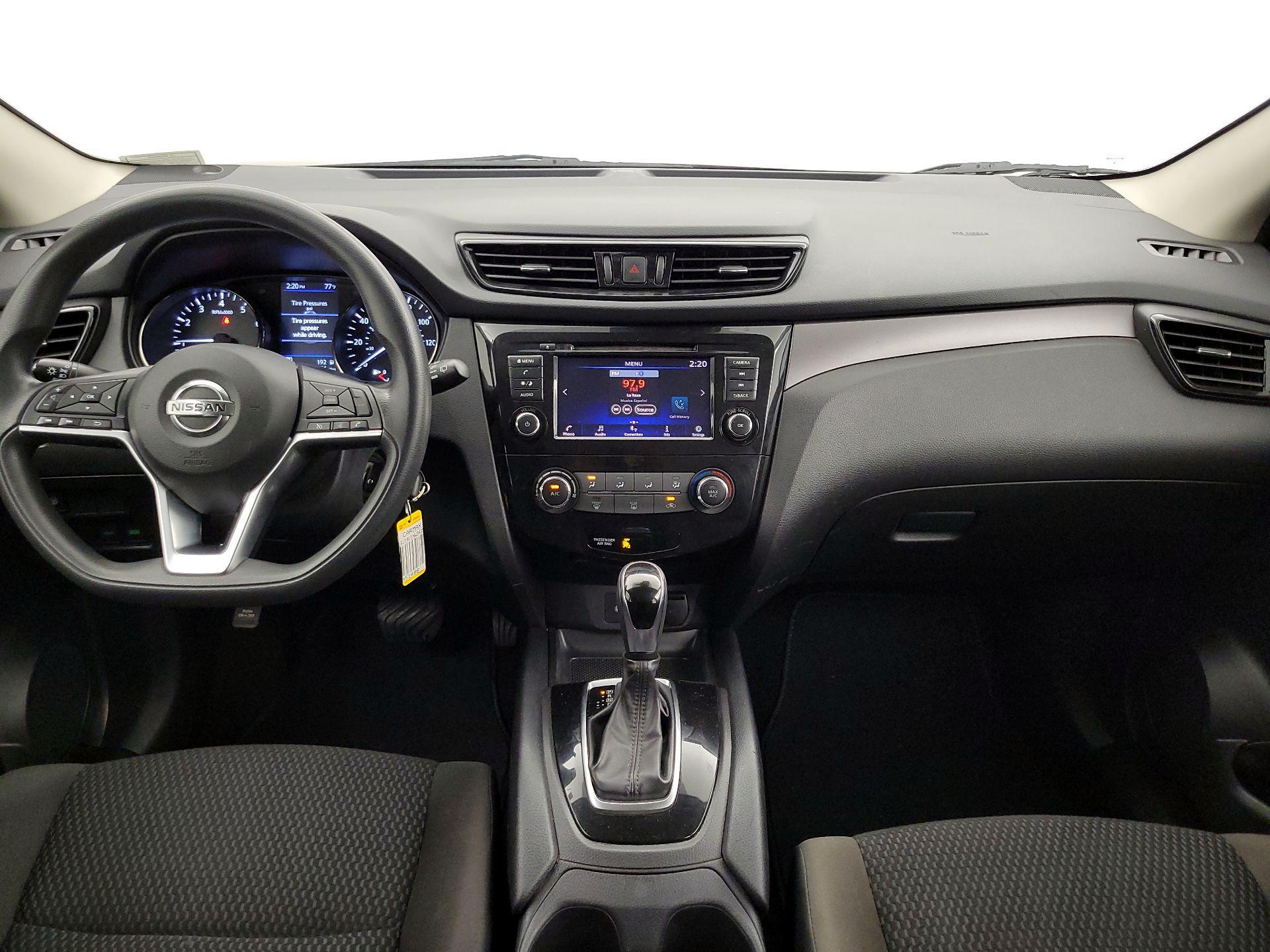 Thumbnail: 2022 Nissan Rogue Sport - 9