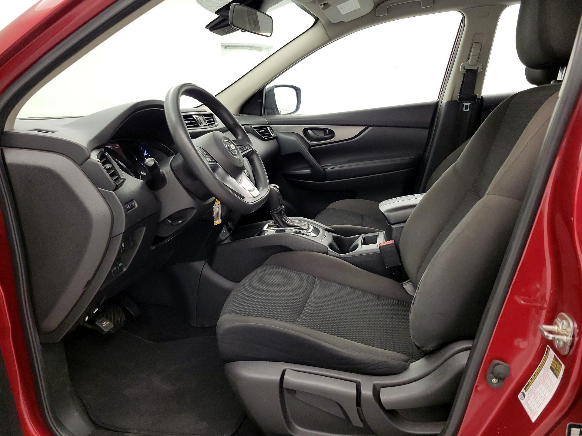 Thumbnail: 2022 Nissan Rogue Sport - 11