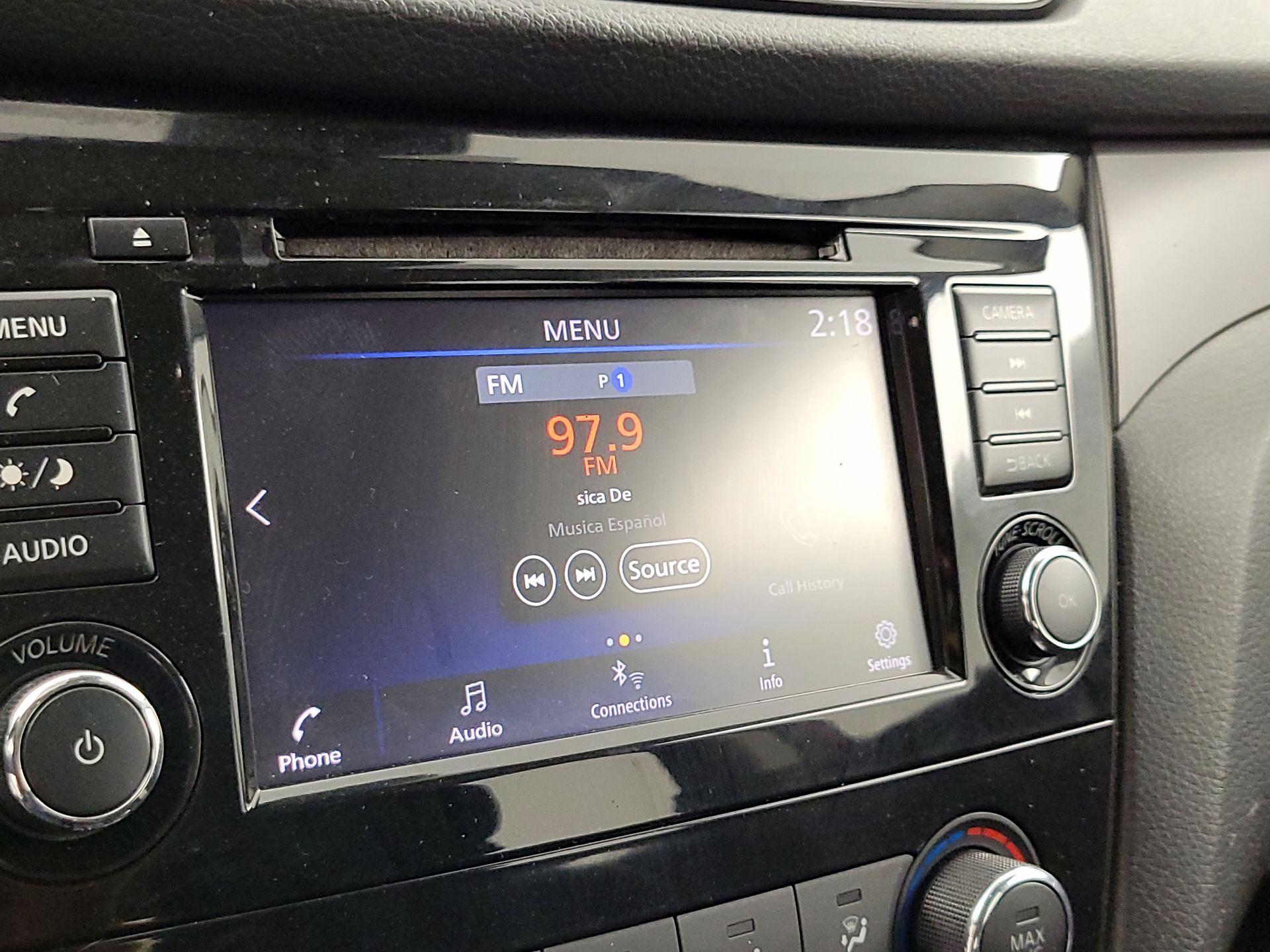 Thumbnail: 2022 Nissan Rogue Sport - 15