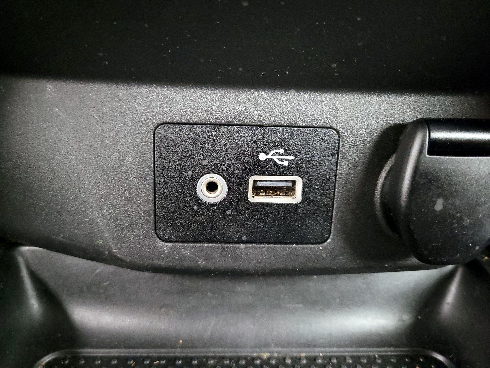 Thumbnail: 2022 Nissan Rogue Sport - 18