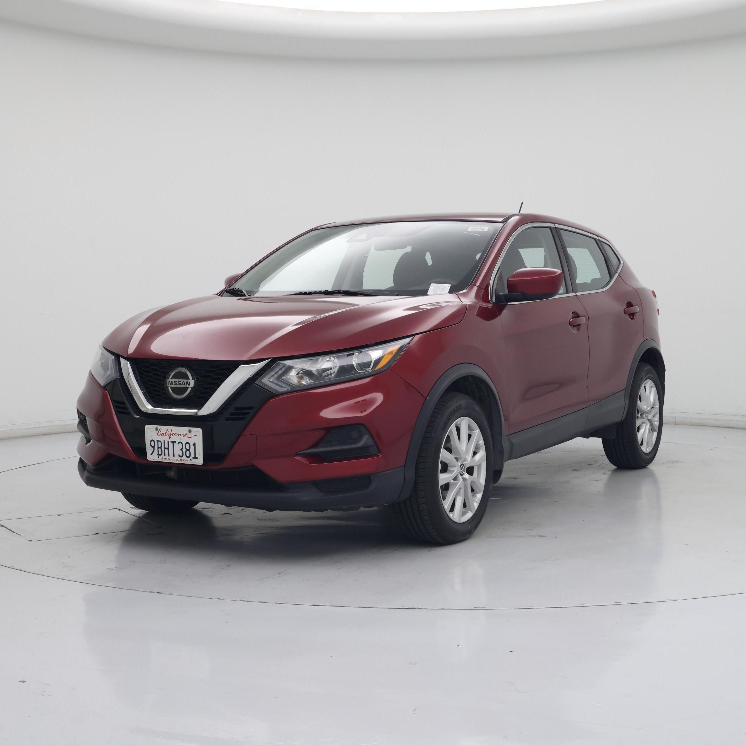 Thumbnail: 2022 Nissan Rogue Sport - 4
