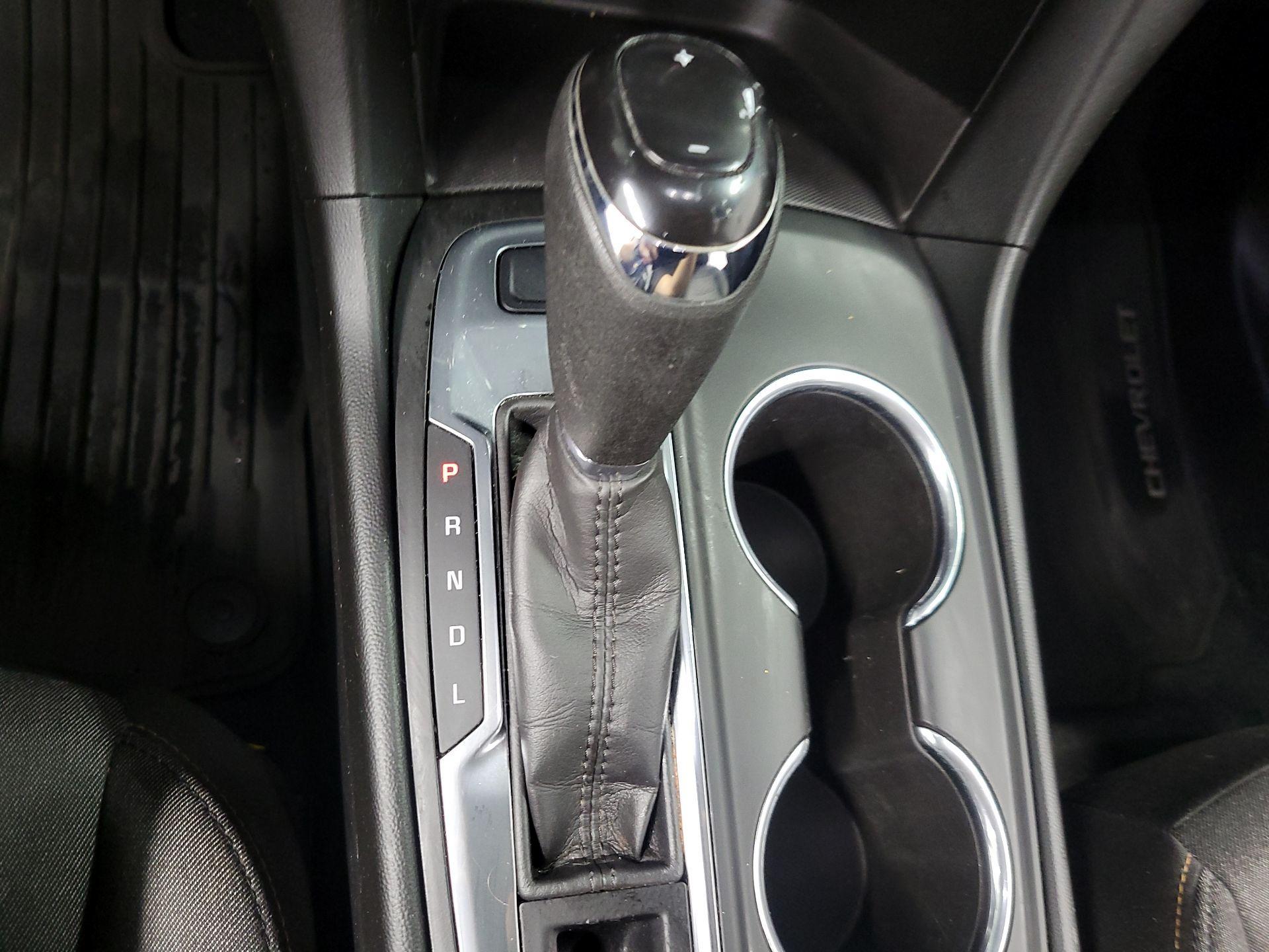 Thumbnail: 2020 Chevrolet Equinox - 16