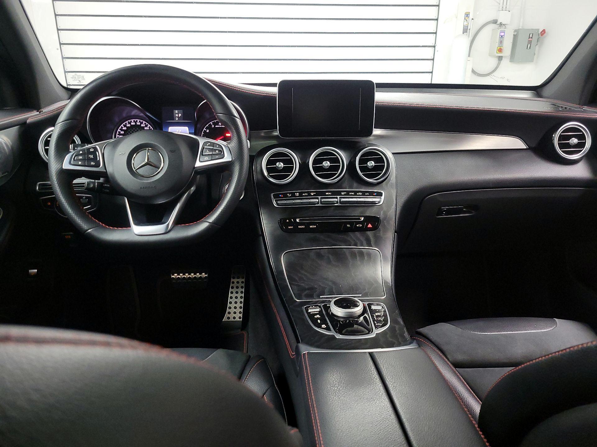 Thumbnail: 2019 Mercedes-Benz GLC - 9