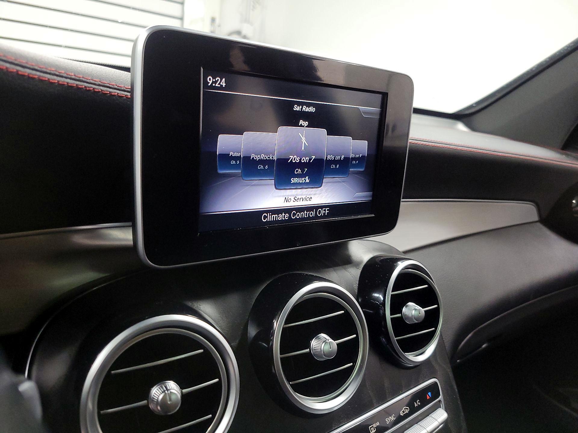 Thumbnail: 2019 Mercedes-Benz GLC - 15