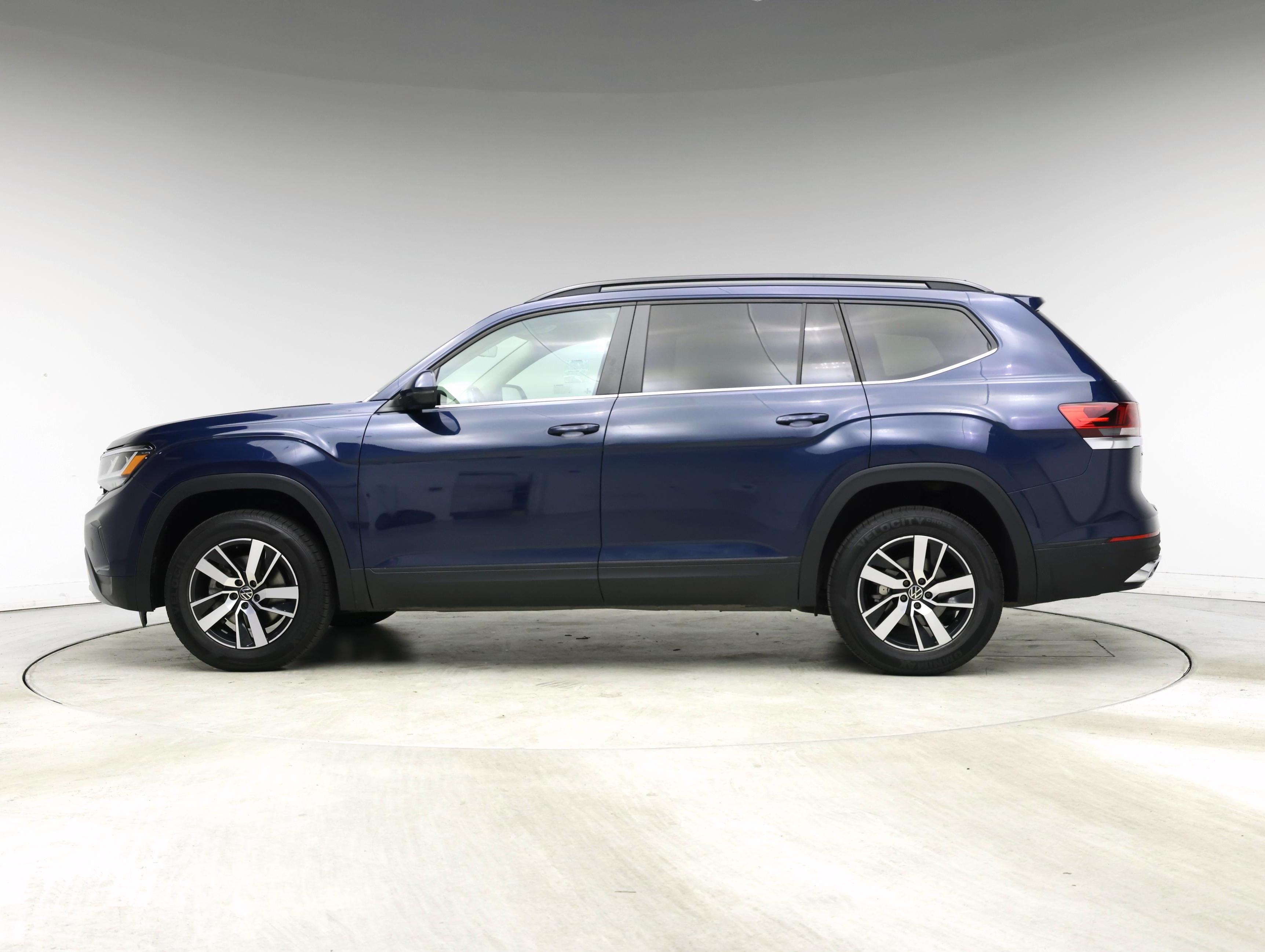 Thumbnail: 2022 Volkswagen Atlas - 3