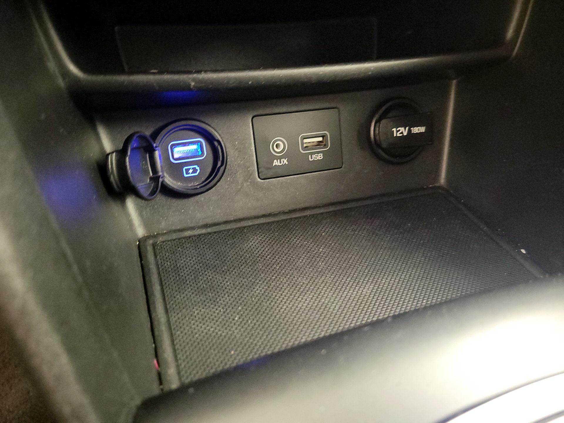 Thumbnail: 2019 Hyundai Kona - 18