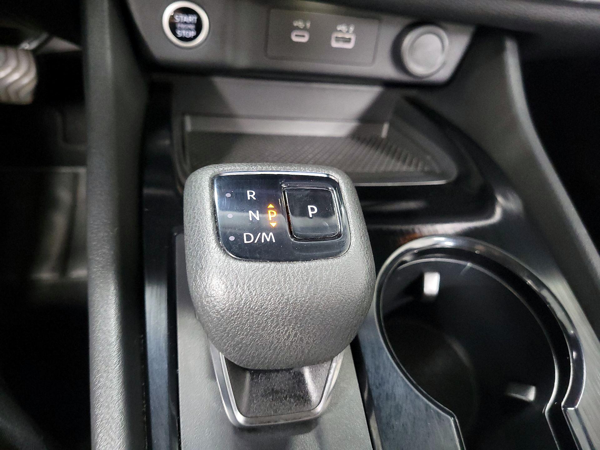 Thumbnail: 2022 Nissan Rogue - 16