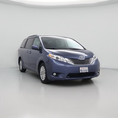 Blue 2017 Toyota Sienna XLE