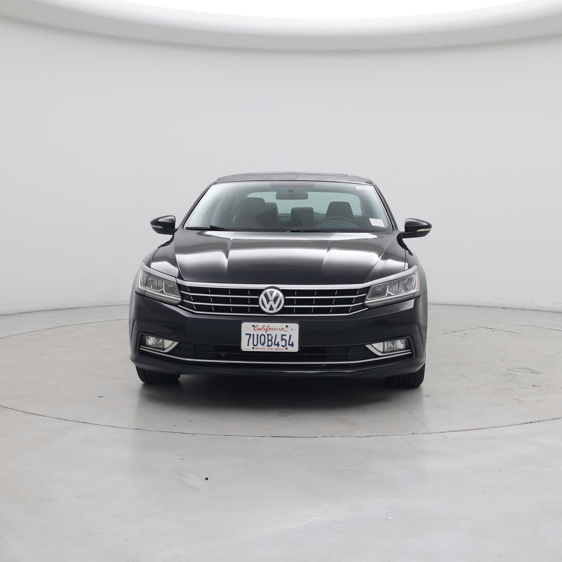 Thumbnail: 2016 Volkswagen Passat - 5