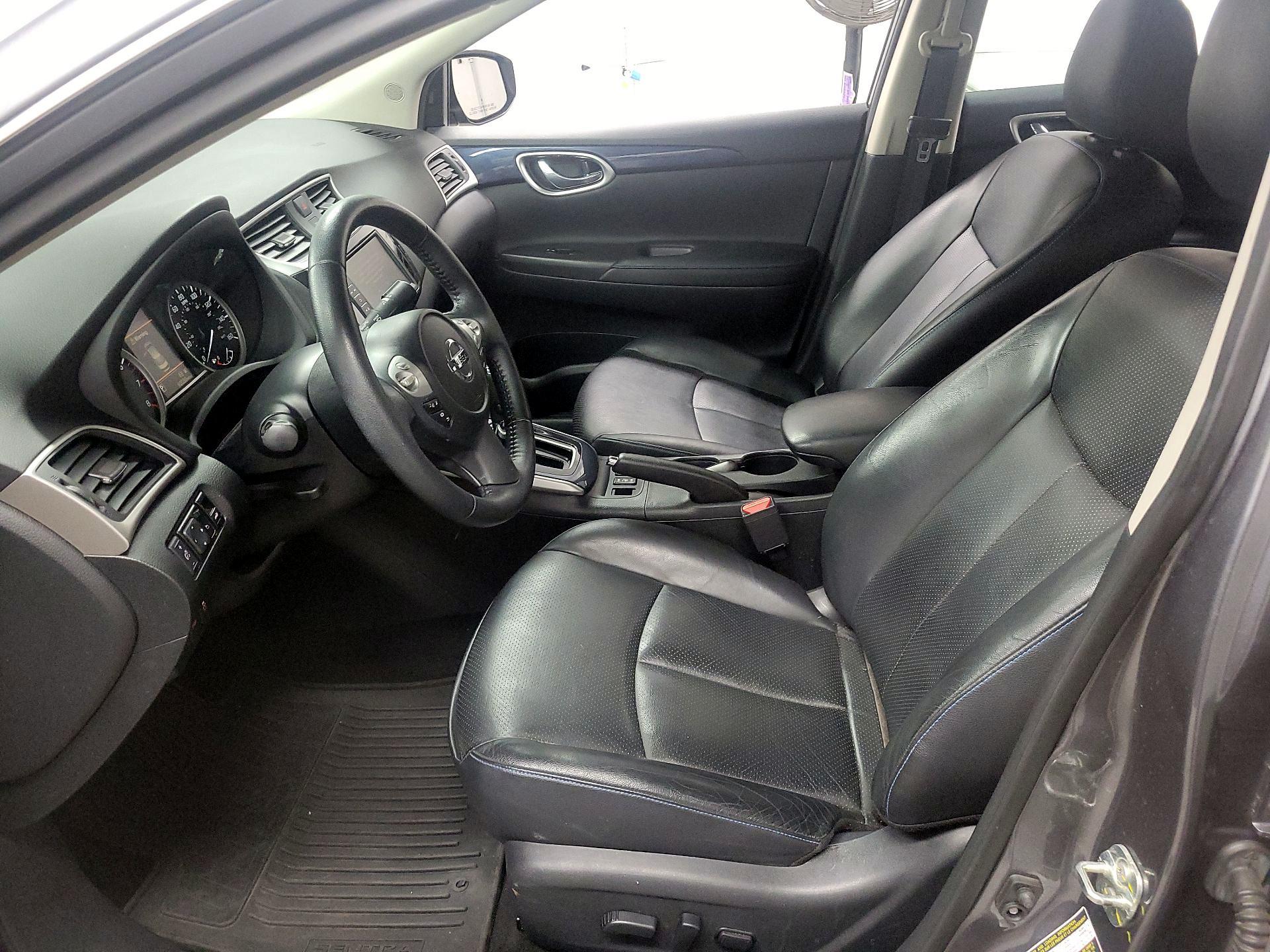 Thumbnail: 2019 Nissan Sentra - 11