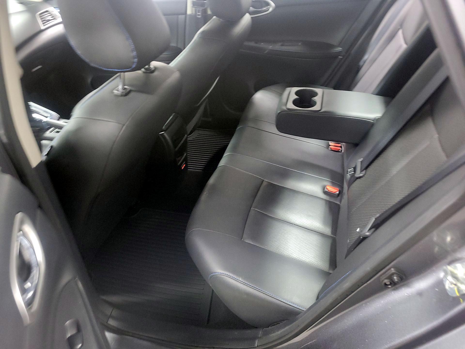 Thumbnail: 2019 Nissan Sentra - 17