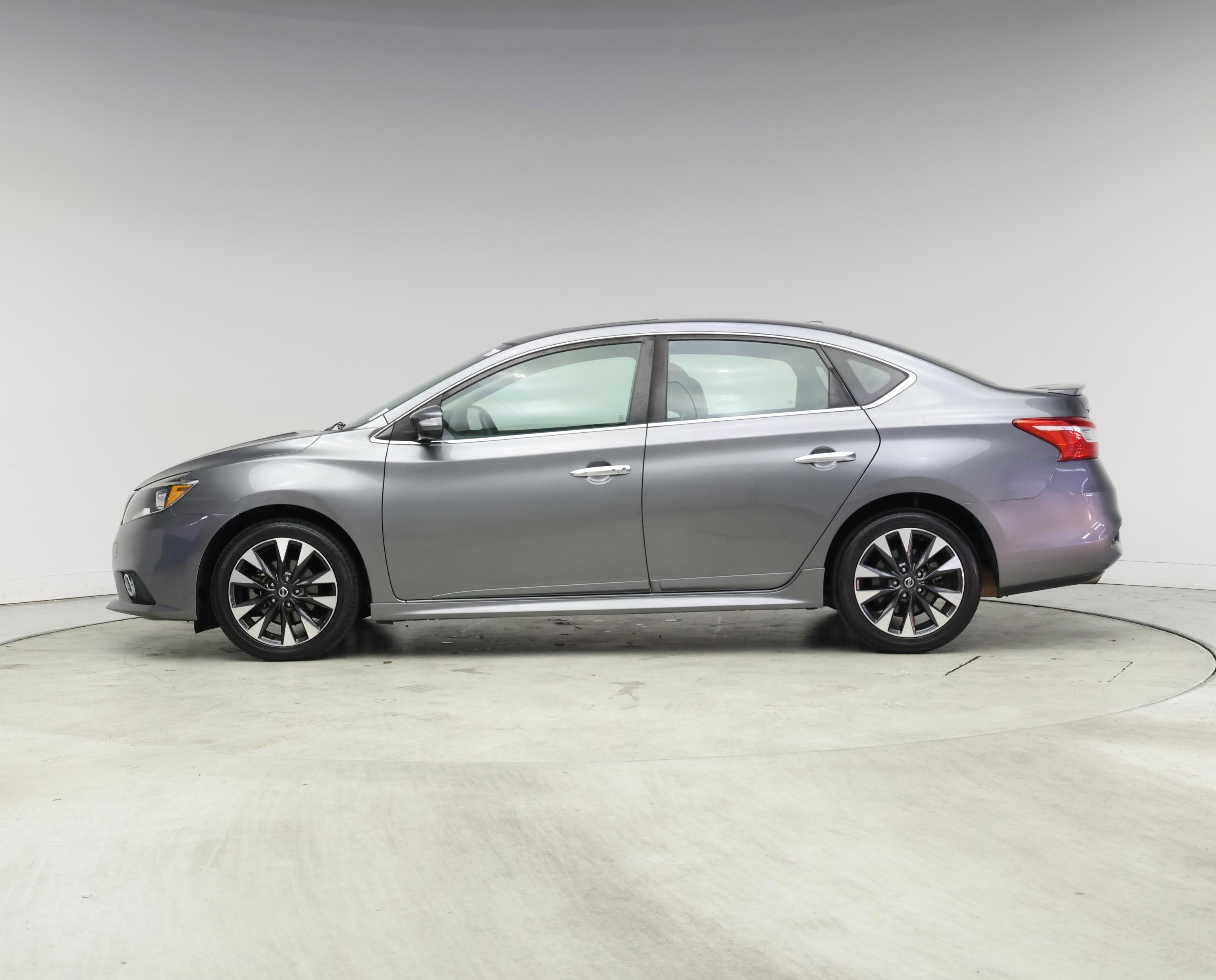 Thumbnail: 2019 Nissan Sentra - 3