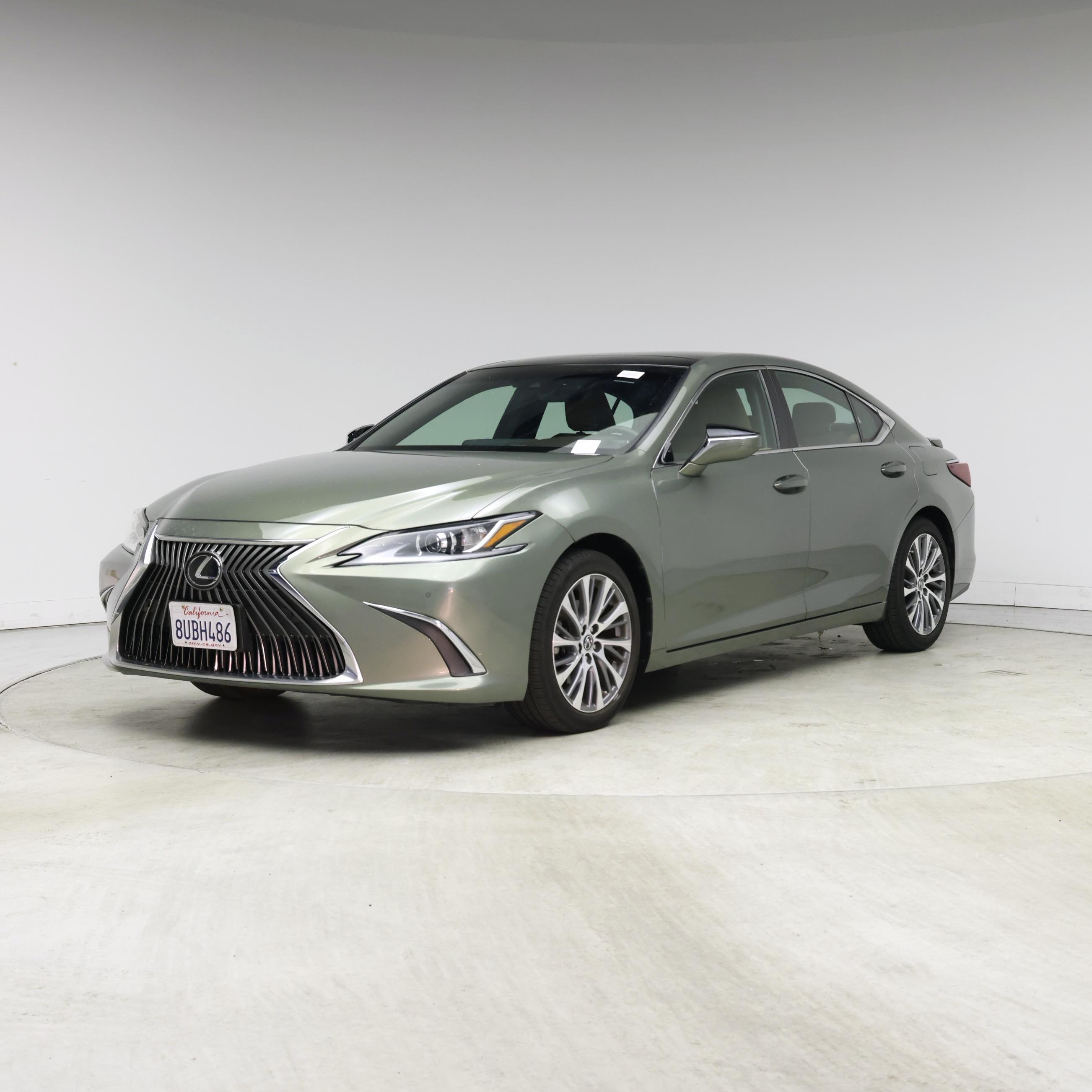 Thumbnail: 2021 Lexus ES - 4