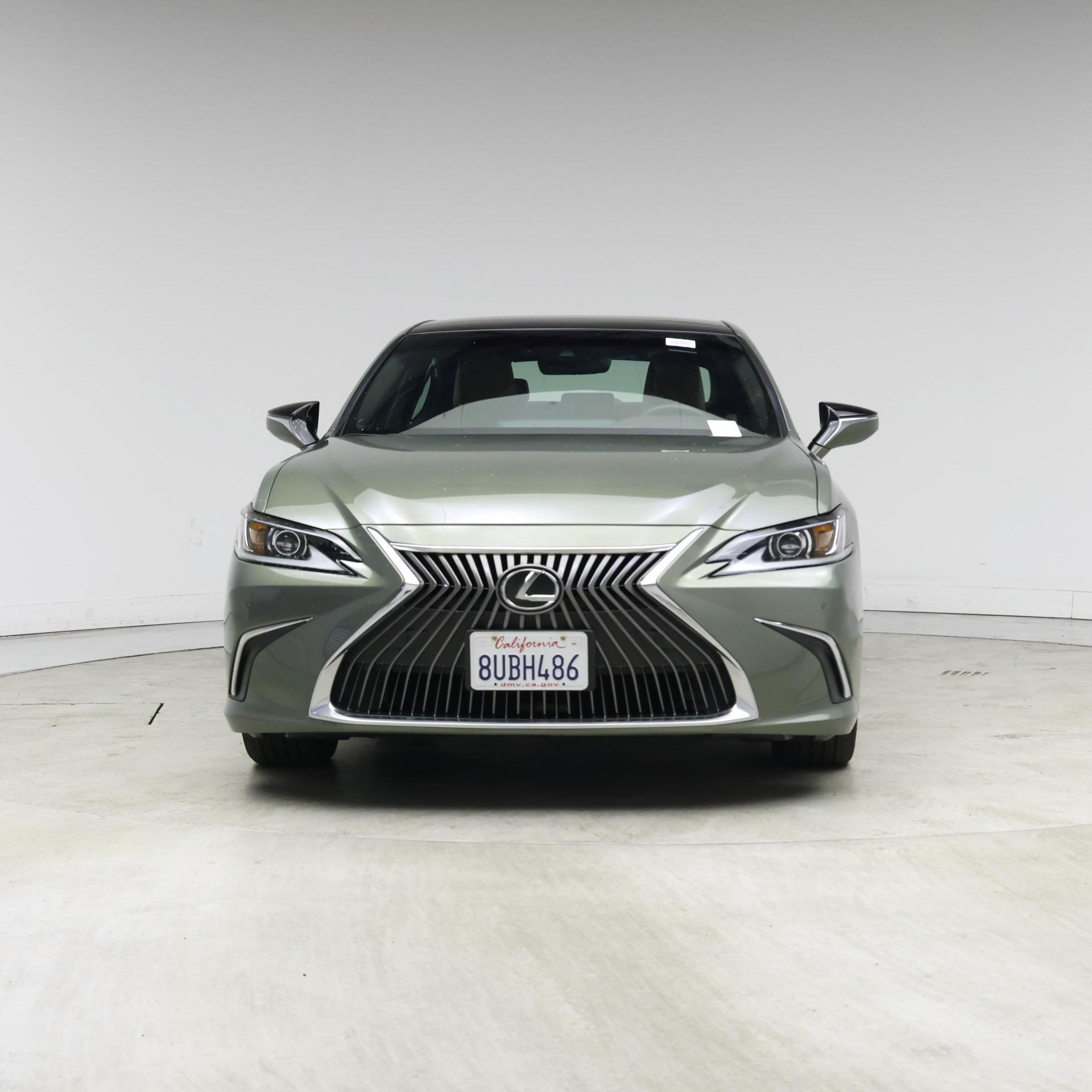 Thumbnail: 2021 Lexus ES - 5