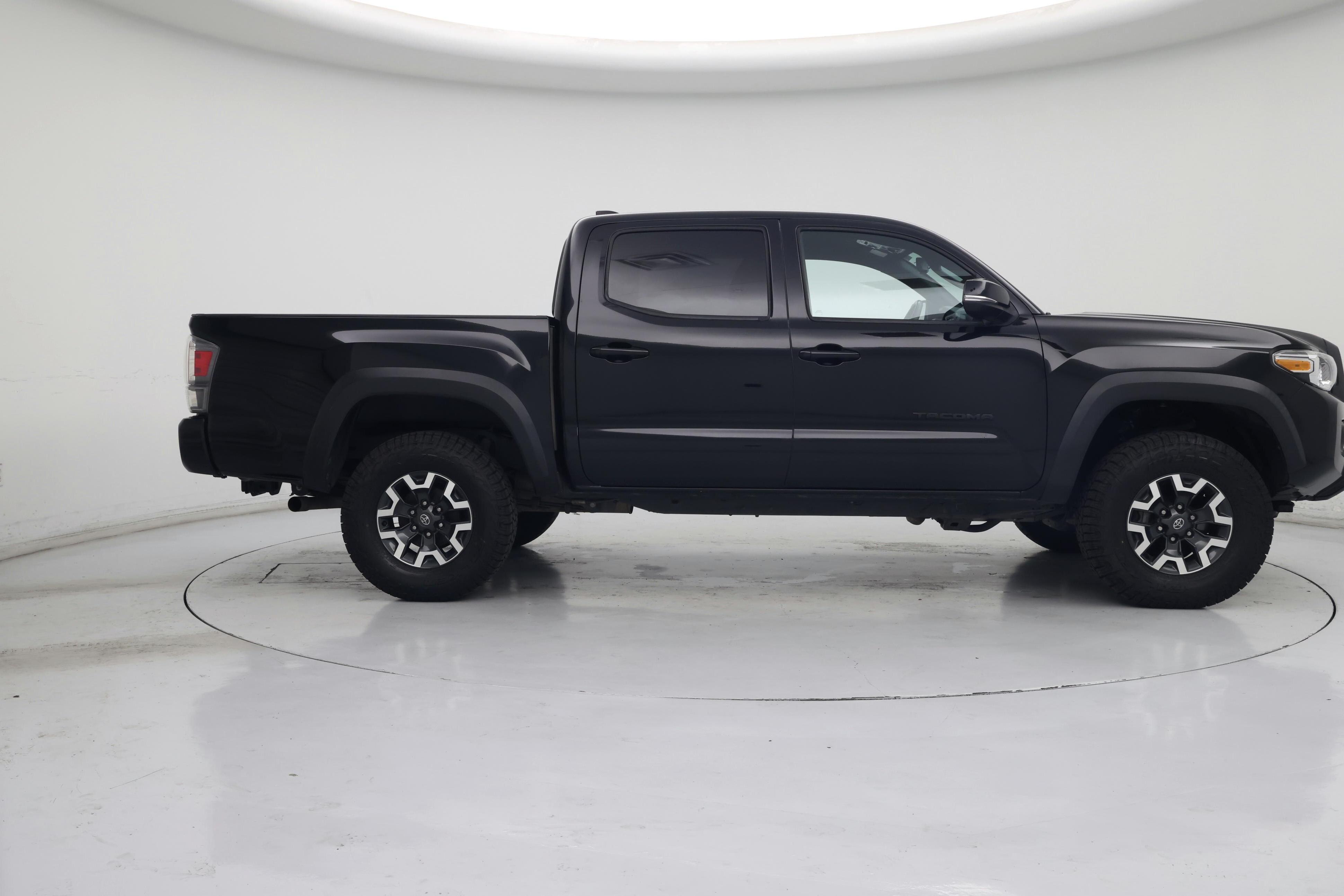 Thumbnail: 2021 Toyota Tacoma - 7