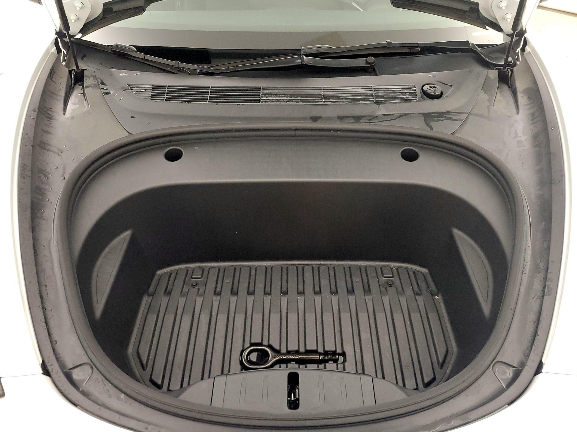 Thumbnail: 2022 Tesla Model 3 - 20