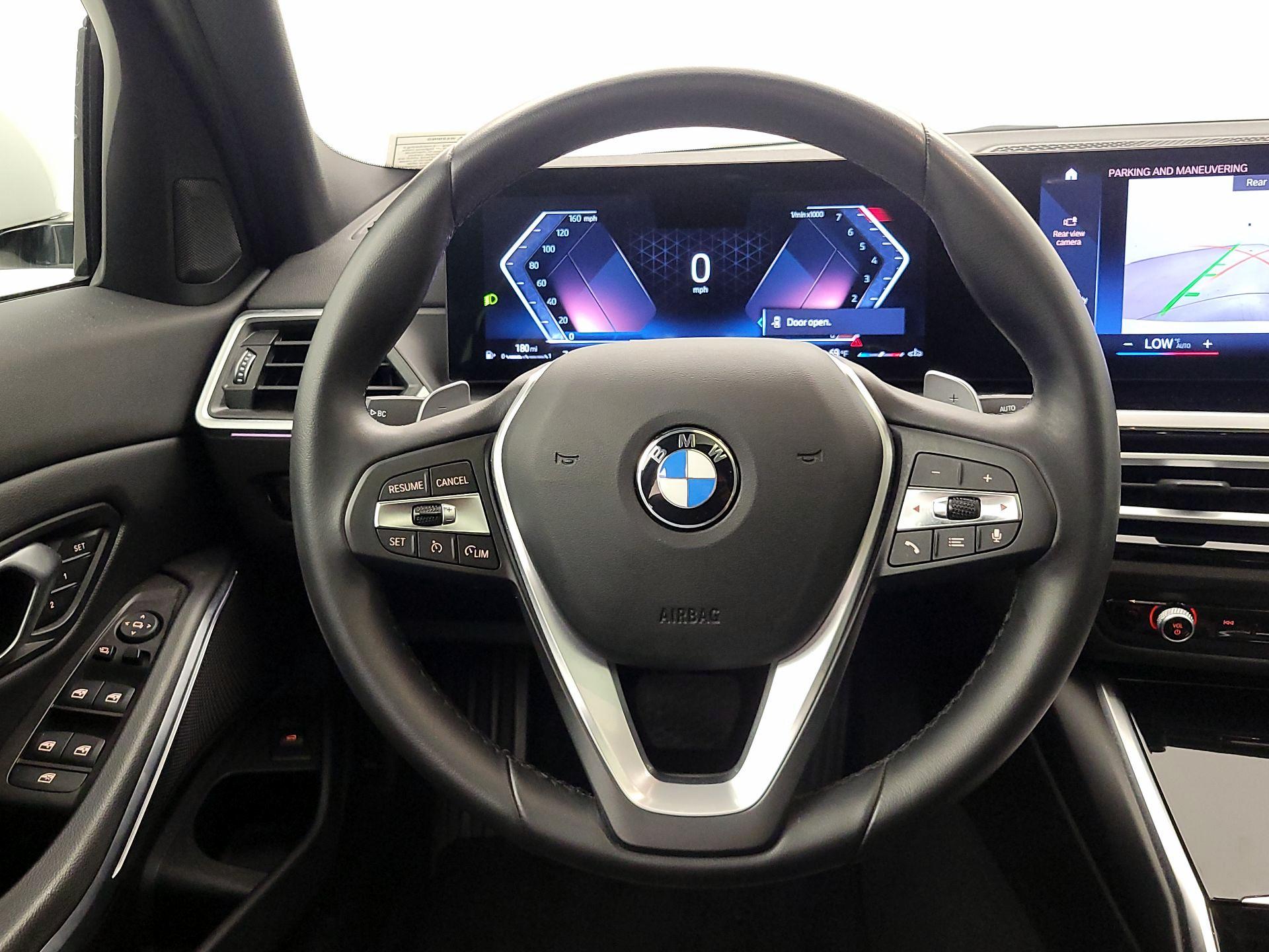 Thumbnail: 2023 BMW 3 Series - 10