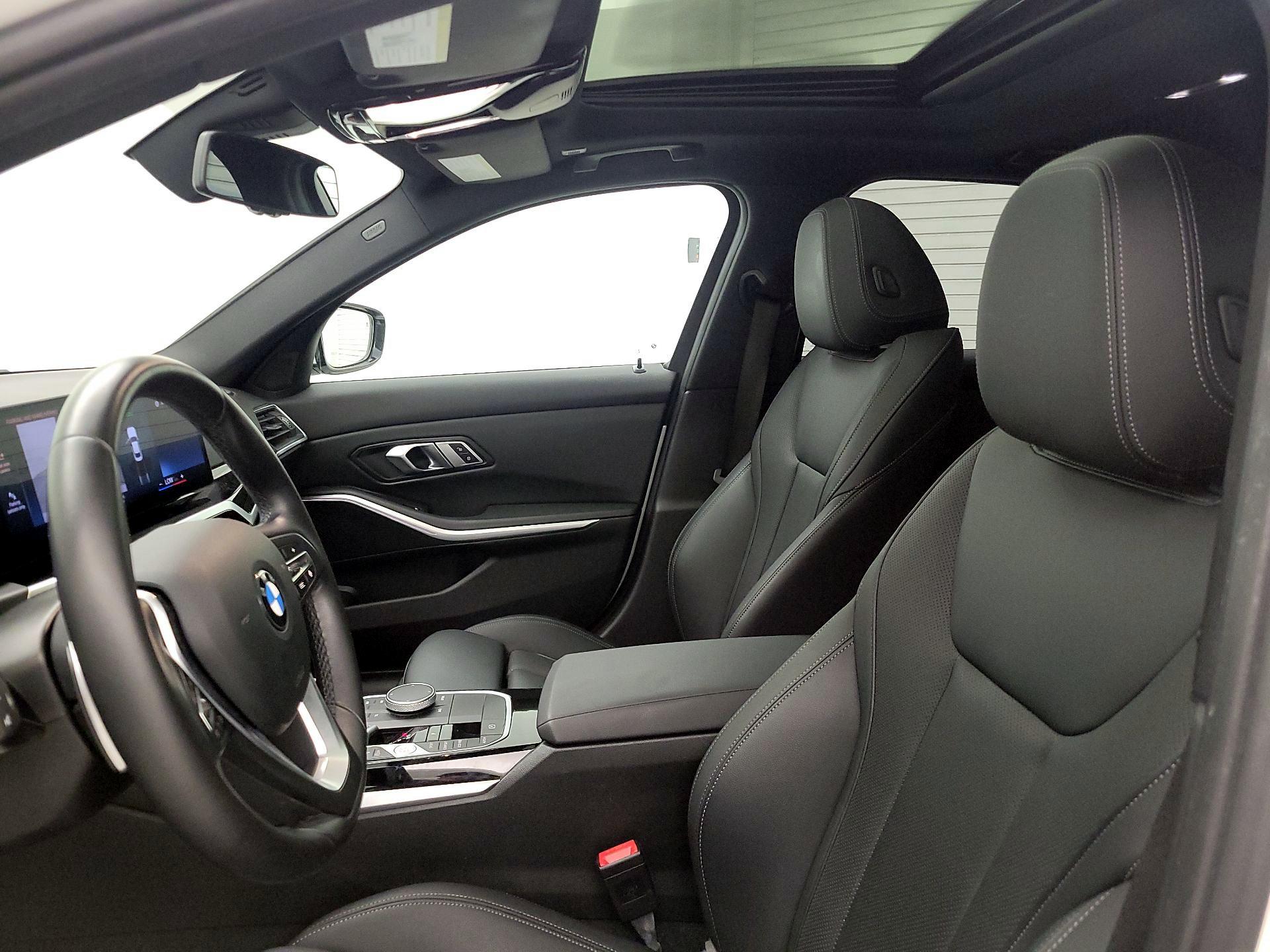 Thumbnail: 2023 BMW 3 Series - 19