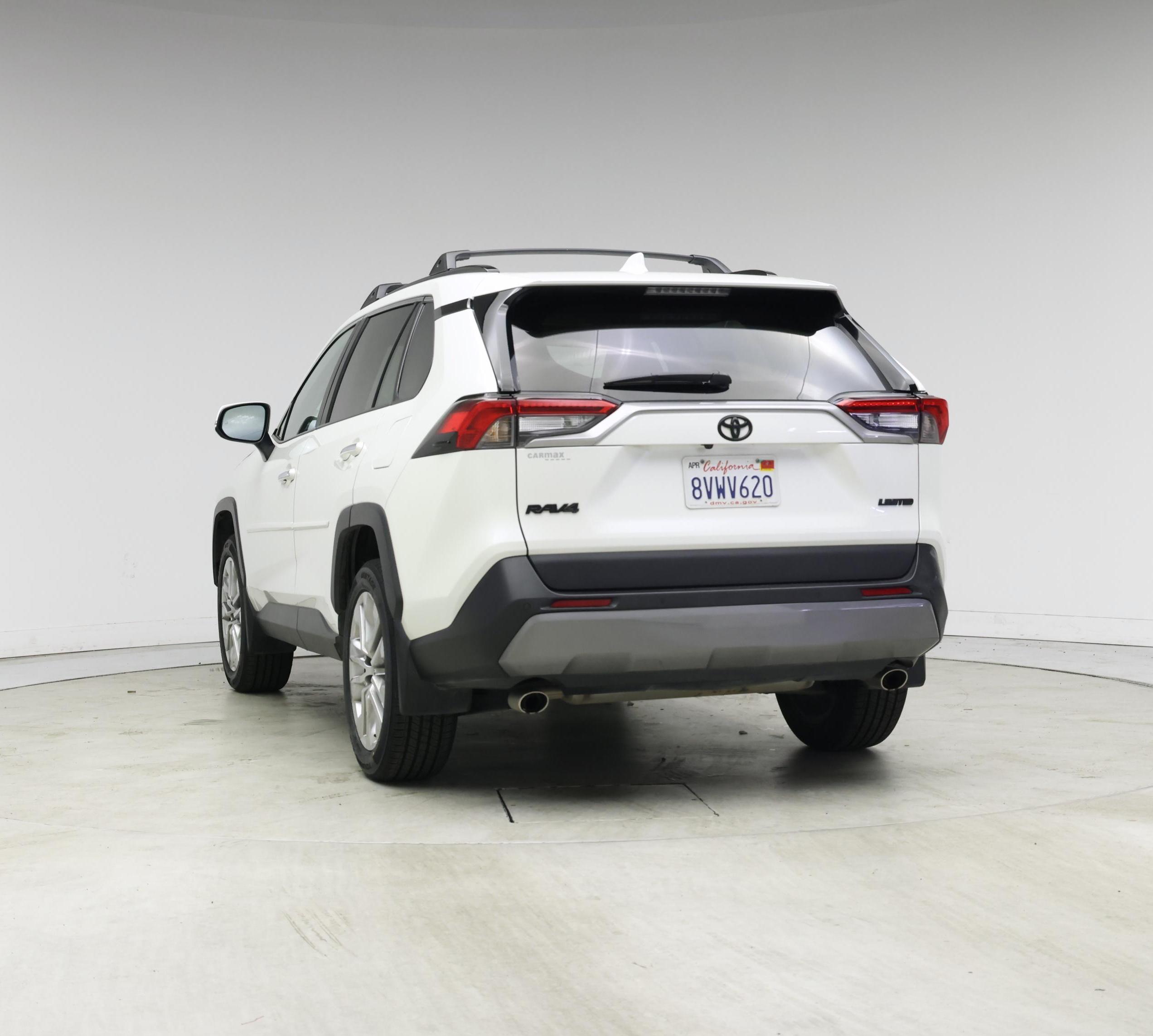 Thumbnail: 2021 Toyota RAV4 - 6