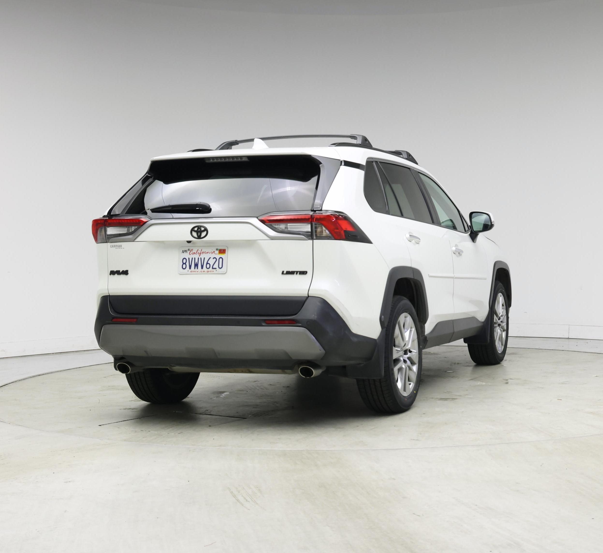 Thumbnail: 2021 Toyota RAV4 - 8