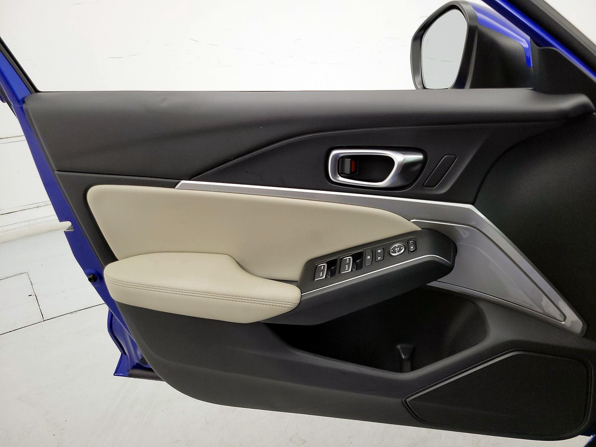 Thumbnail: 2023 Acura Integra - 12