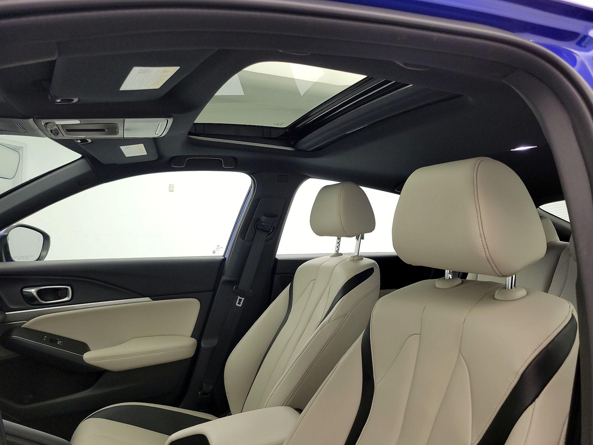 Thumbnail: 2023 Acura Integra - 18