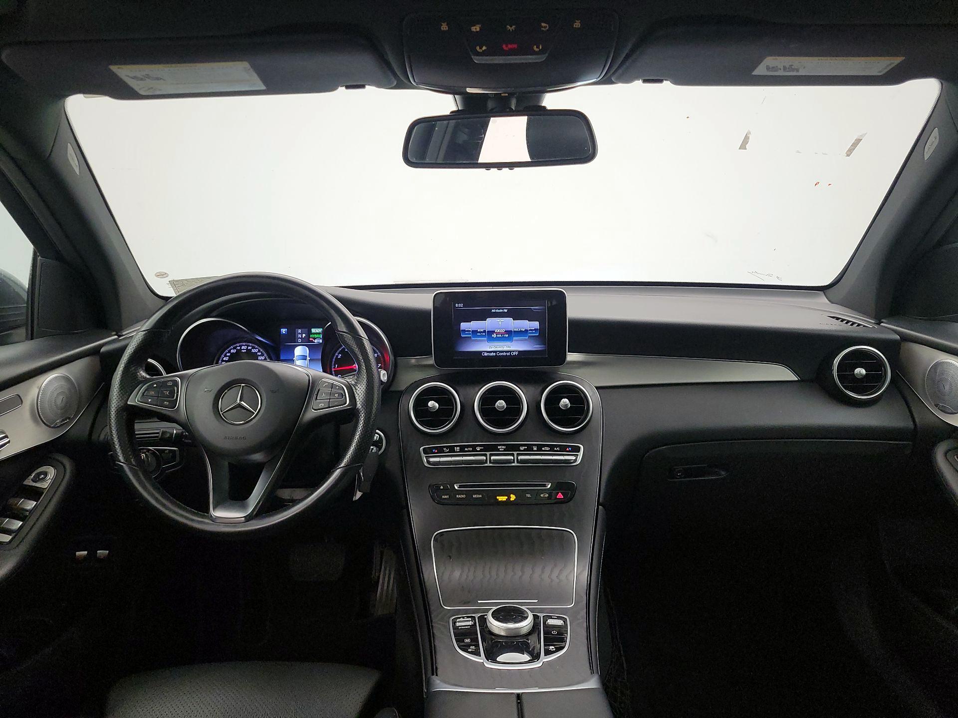 Thumbnail: 2019 Mercedes-Benz GLC - 9