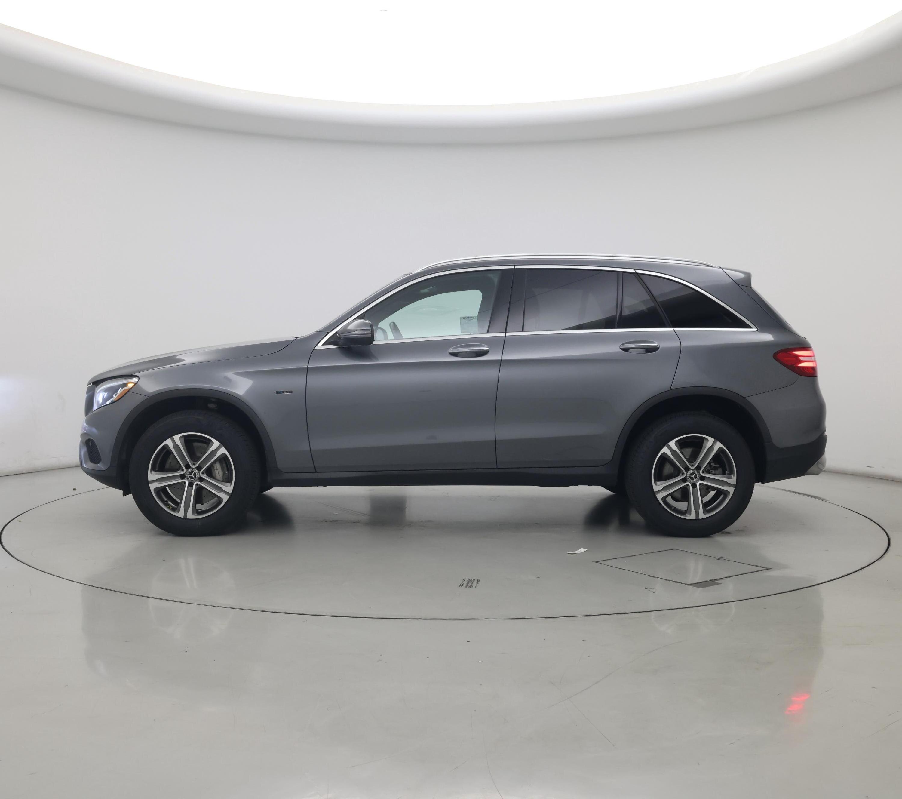 Thumbnail: 2019 Mercedes-Benz GLC - 3