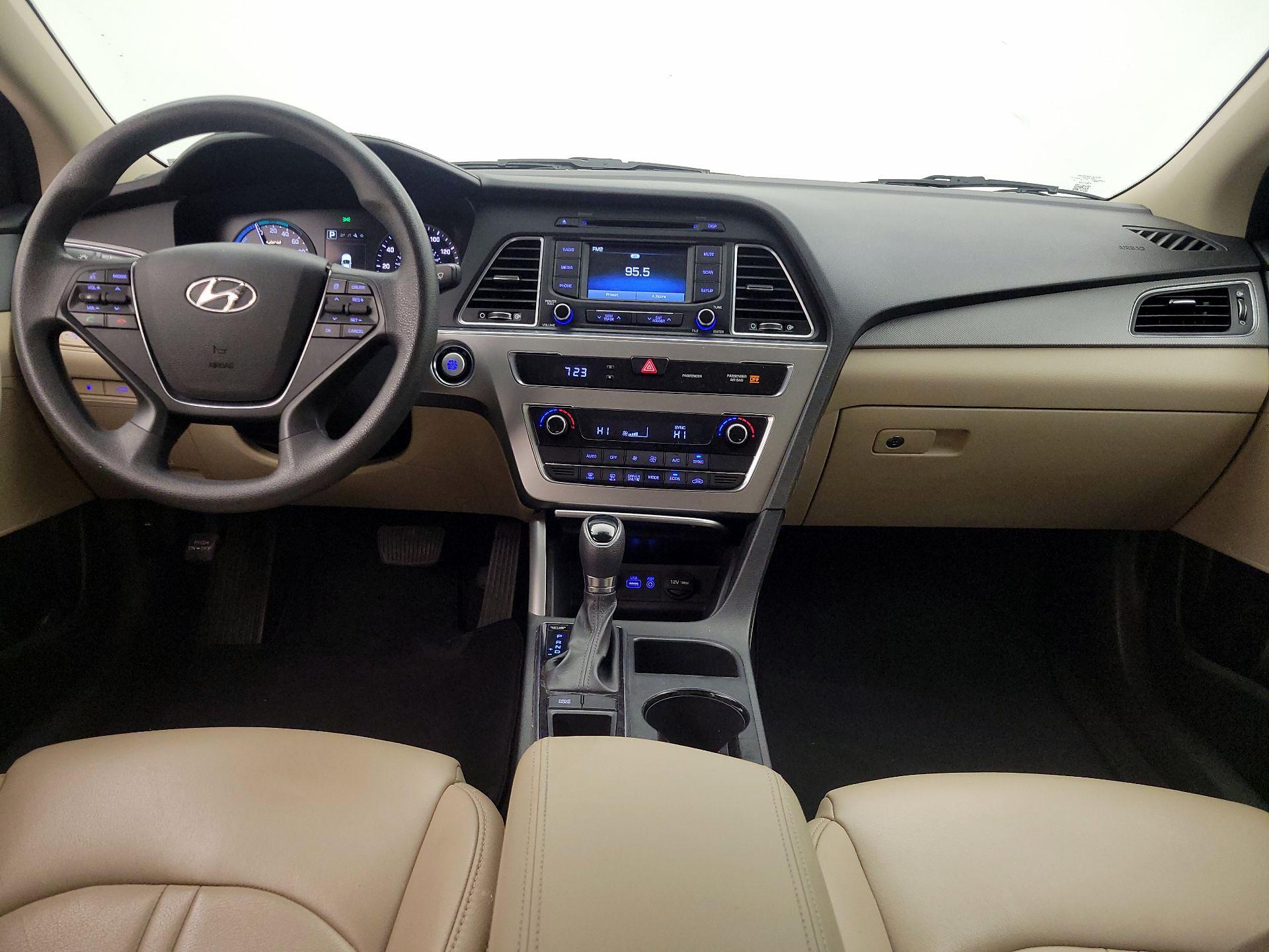 Thumbnail: 2016 Hyundai Sonata - 9