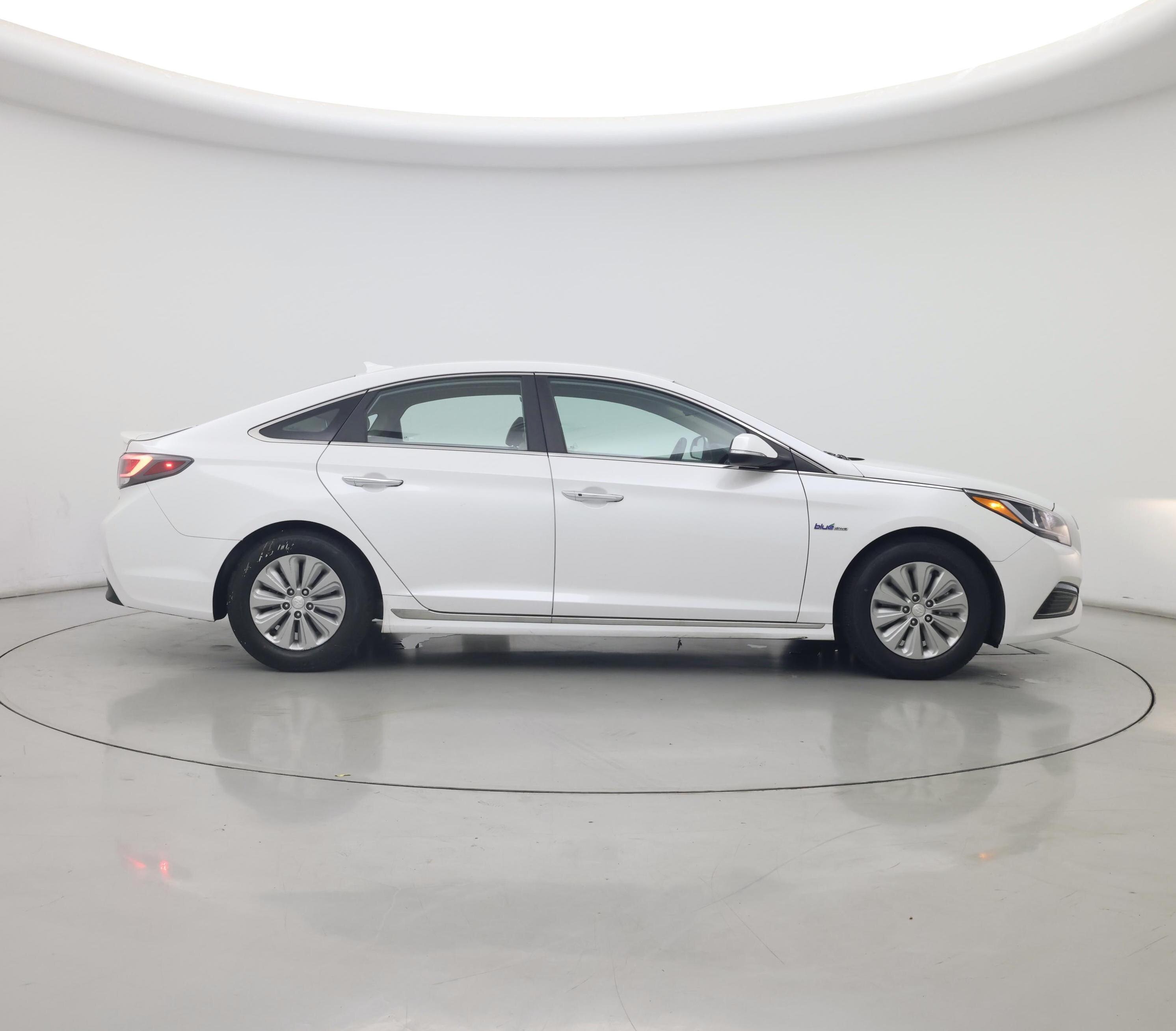 Thumbnail: 2016 Hyundai Sonata - 7