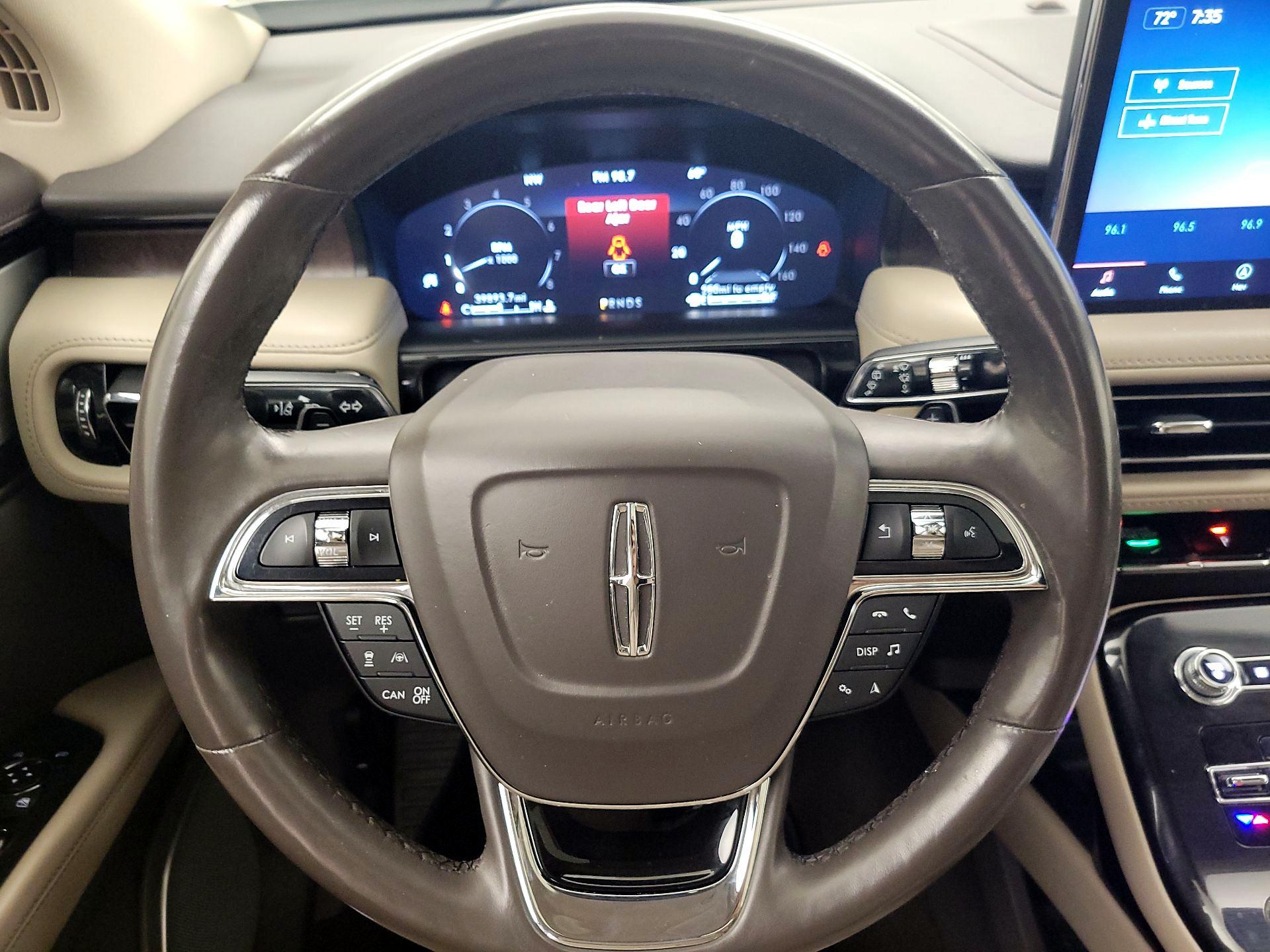 Thumbnail: 2023 Lincoln Nautilus - 10