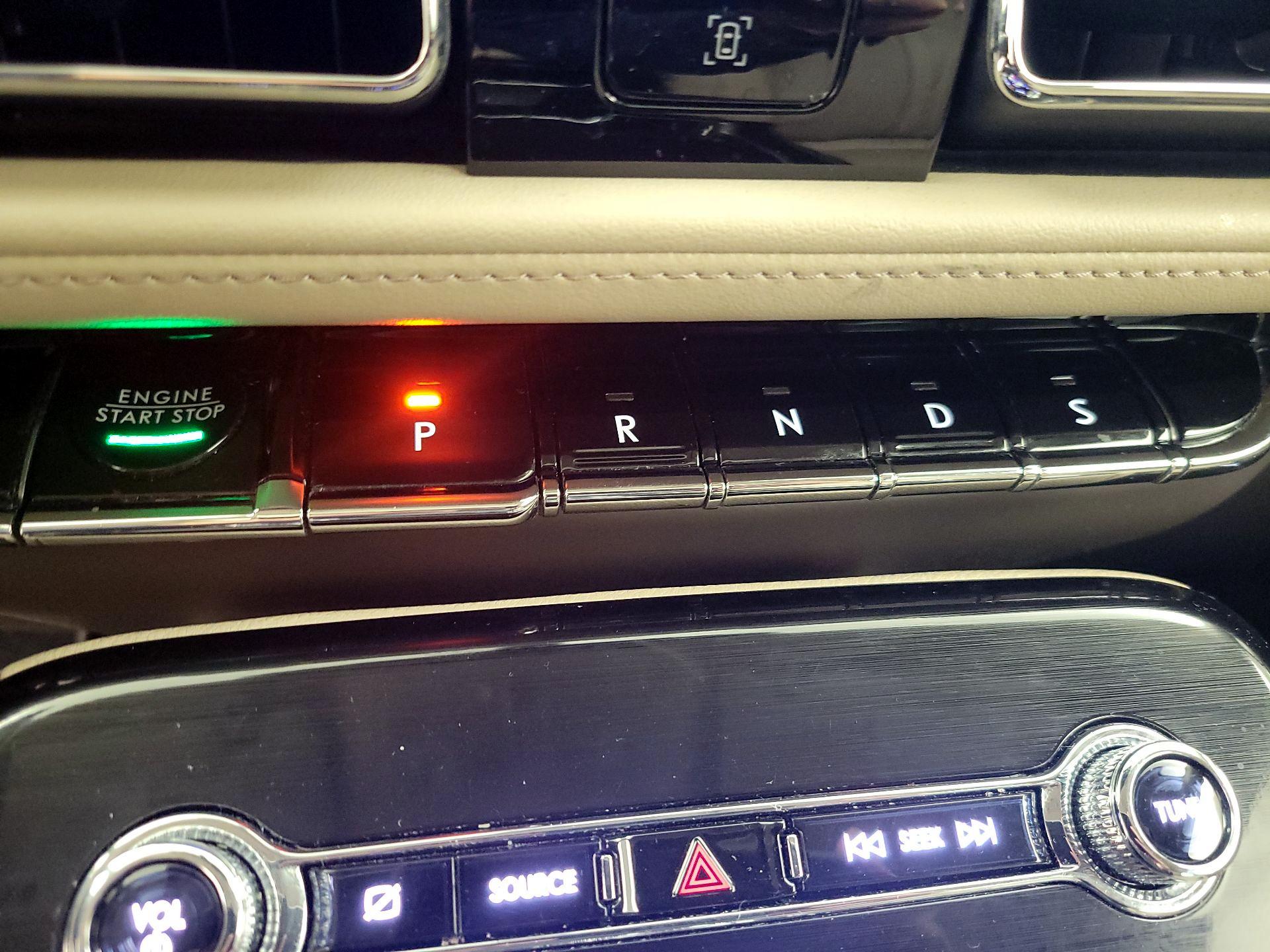 Thumbnail: 2023 Lincoln Nautilus - 18