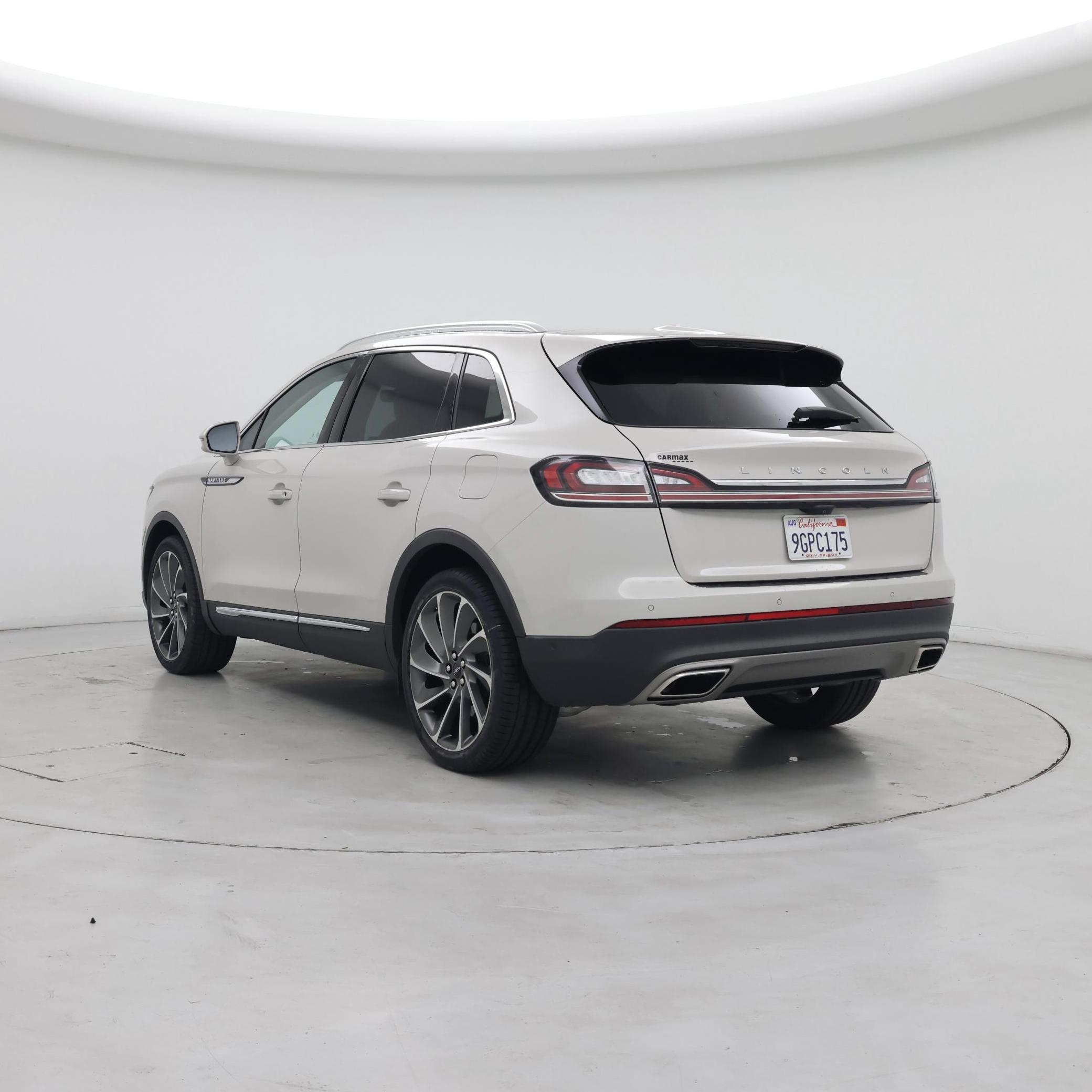 Thumbnail: 2023 Lincoln Nautilus - 2