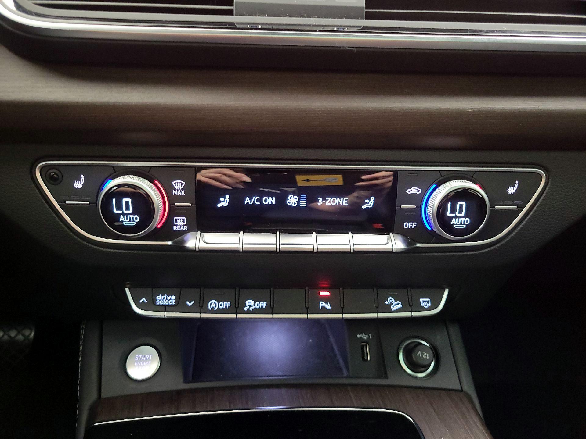 Thumbnail: 2023 Audi Q5 - 17