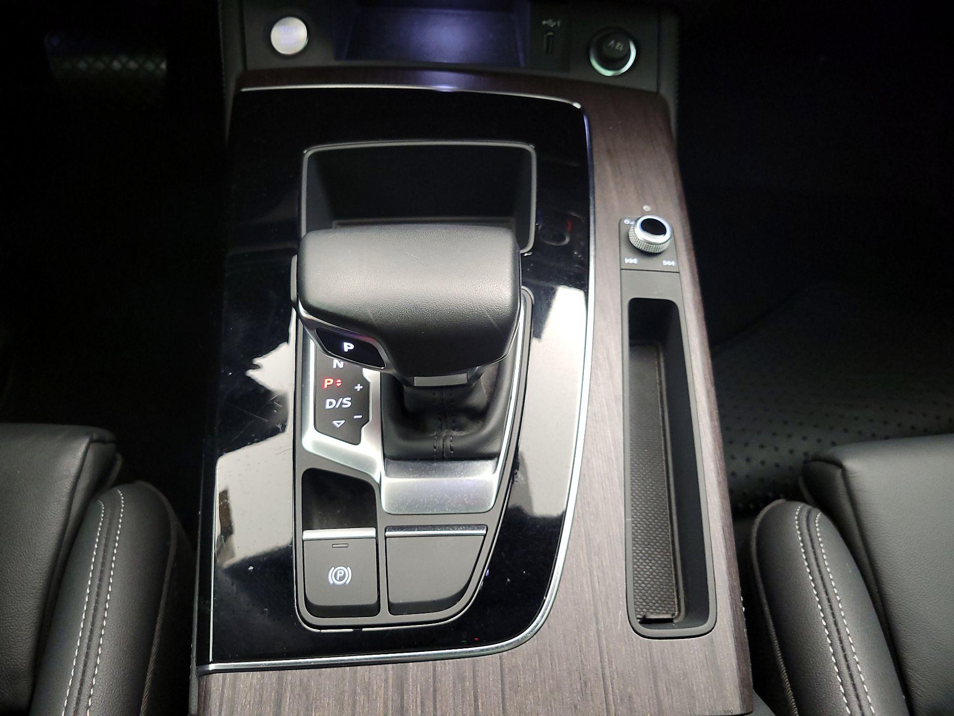 Thumbnail: 2023 Audi Q5 - 18