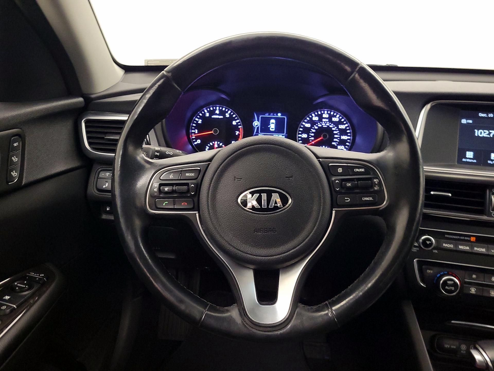 Thumbnail: 2018 Kia Optima - 10