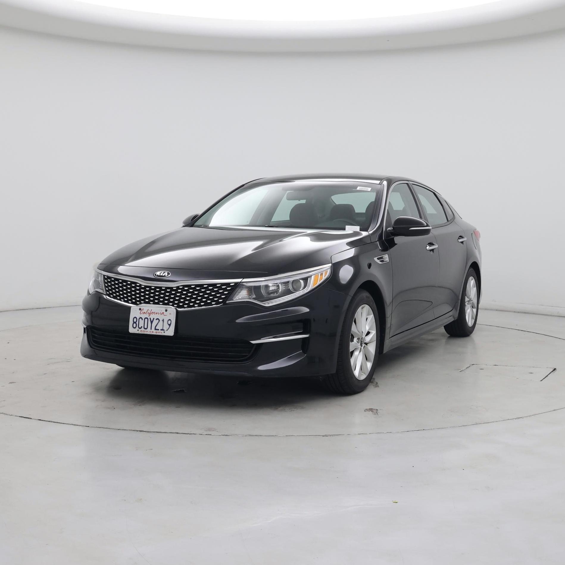 Thumbnail: 2018 Kia Optima - 4