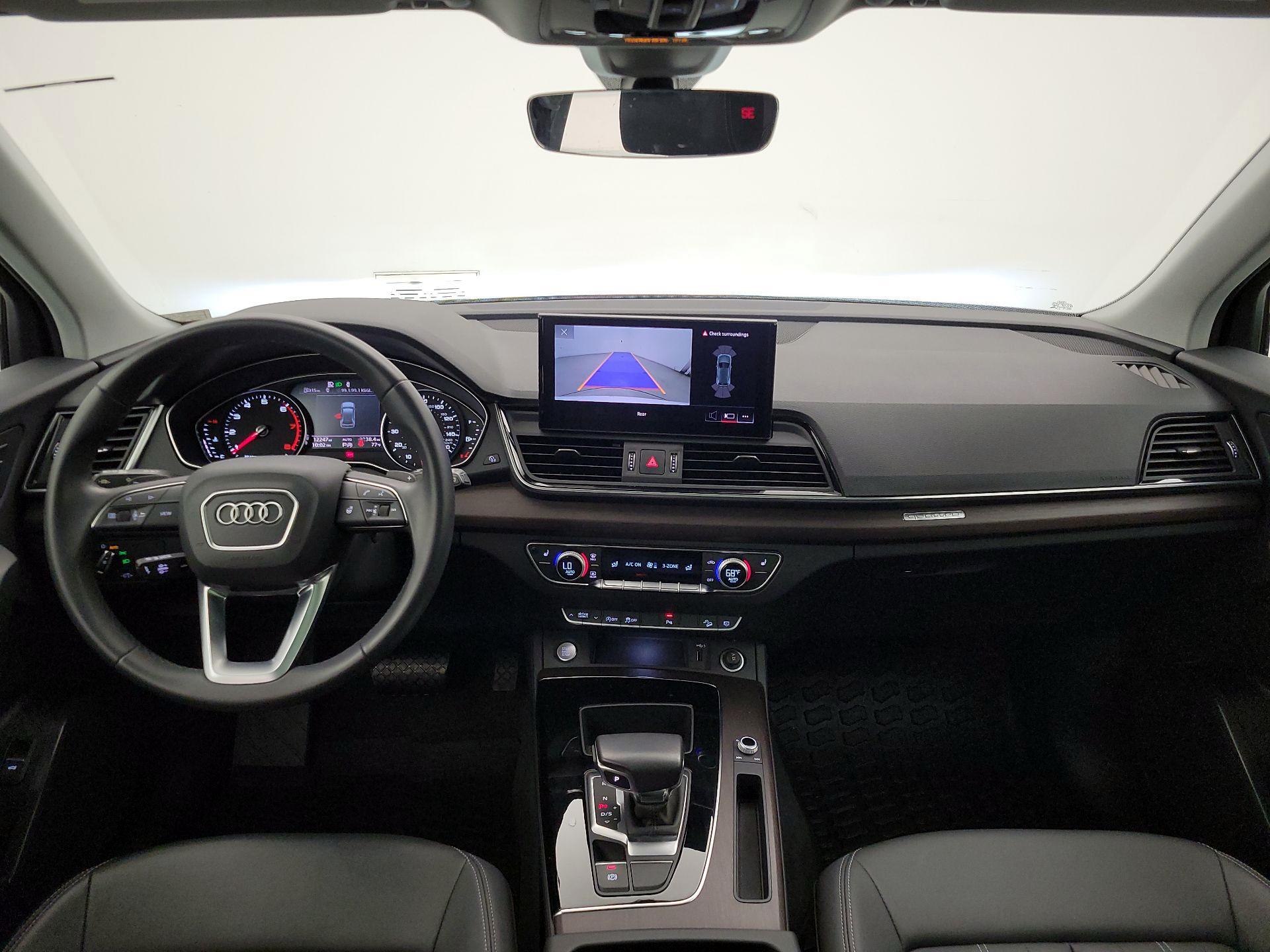 Thumbnail: 2023 Audi Q5 - 9