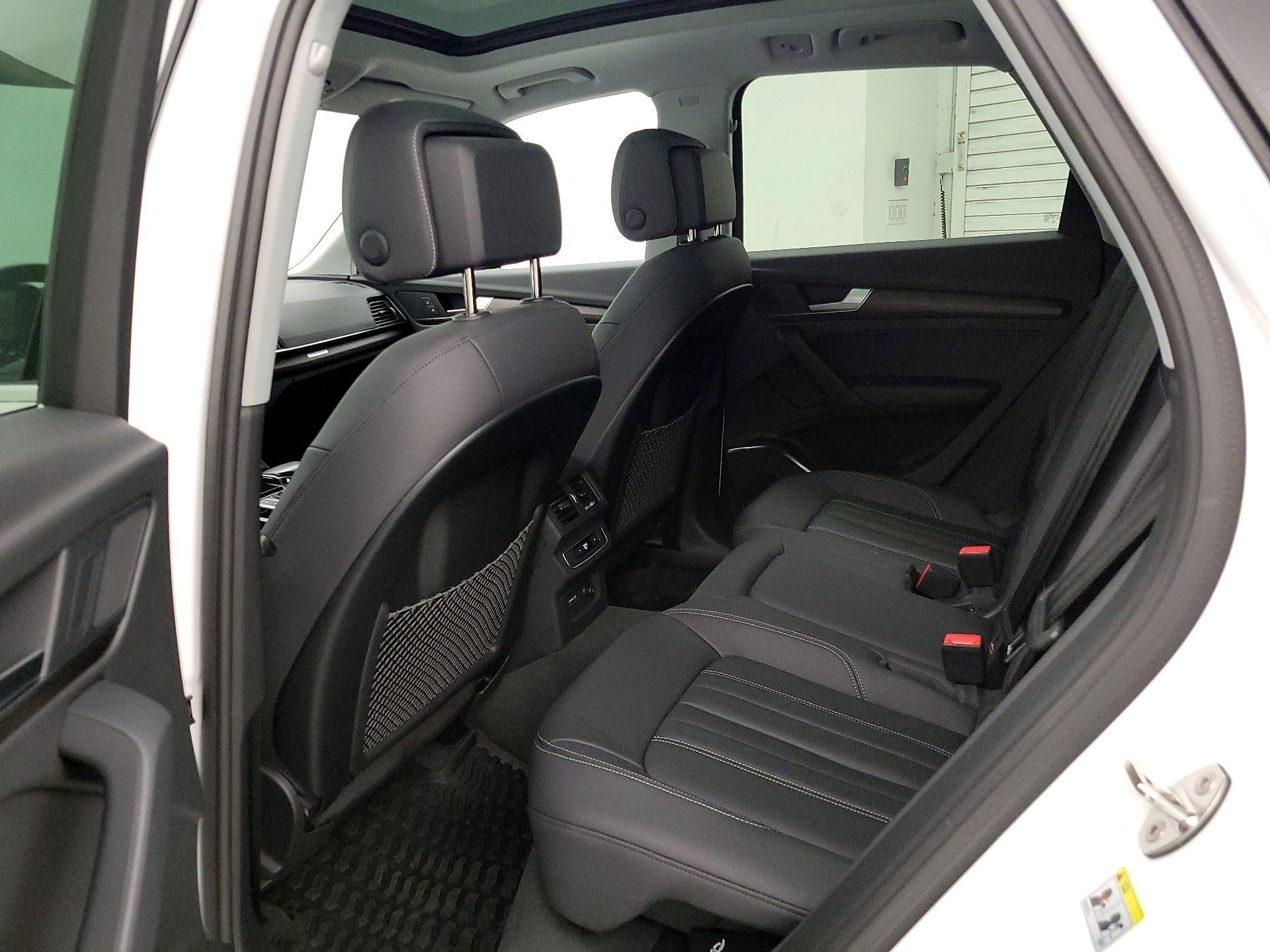 Thumbnail: 2023 Audi Q5 - 20